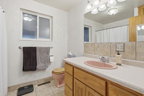 Tiny photo for 328 E 100 N, Clearfield, UT 84015 (MLS # 2151429)