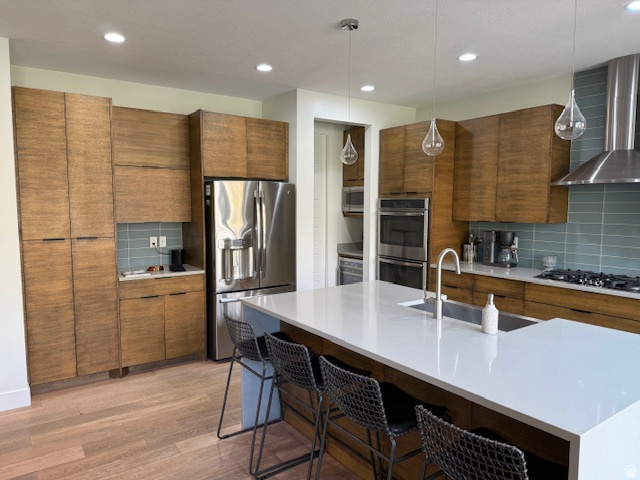 MENLOVE - Residential