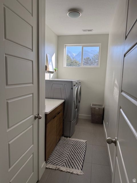 Tiny photo for 3075 E CREEK RD E, Cottonwood Heights, UT 84093 (MLS # 2125920)