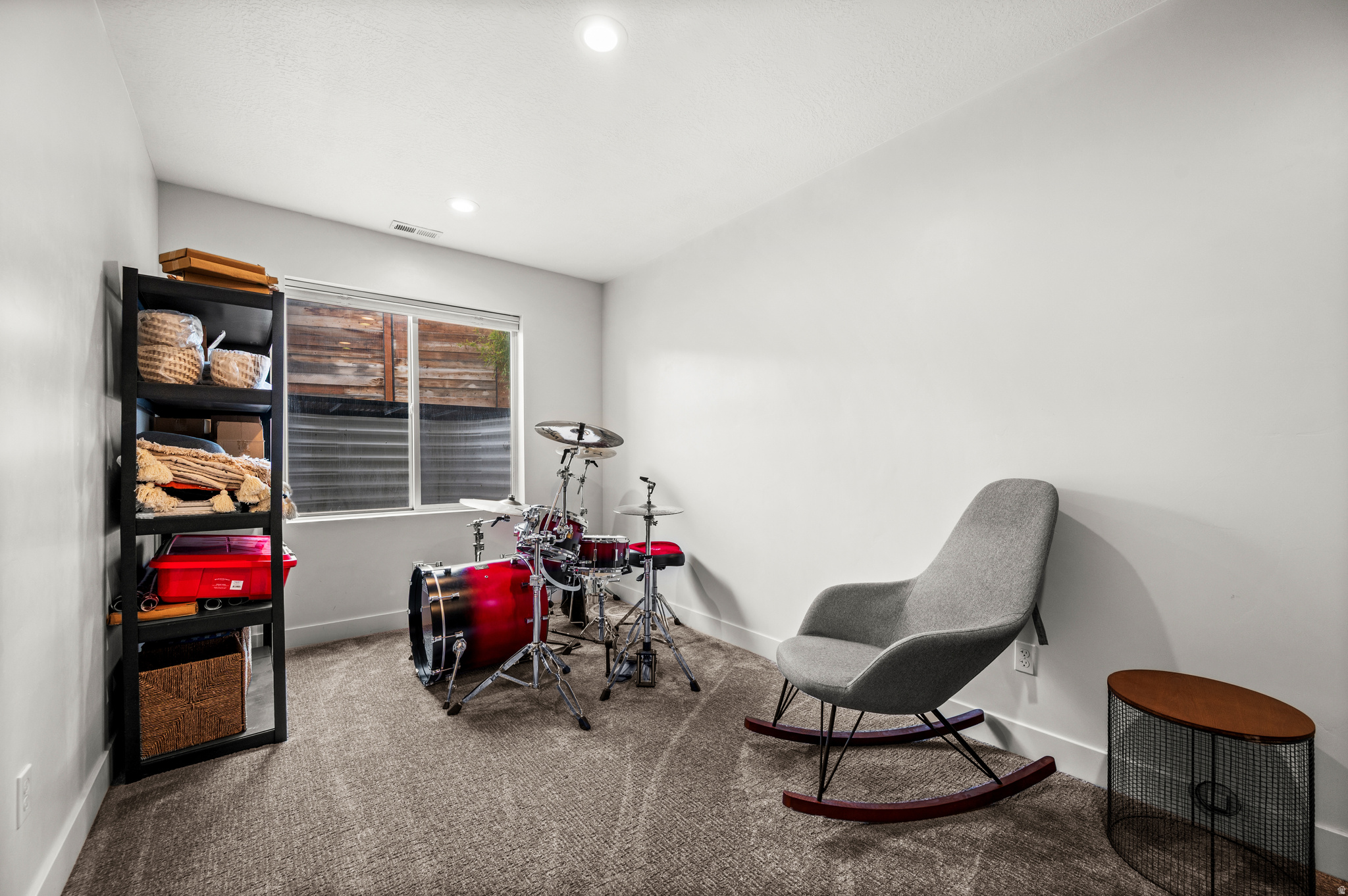 MENLOVE - Residential