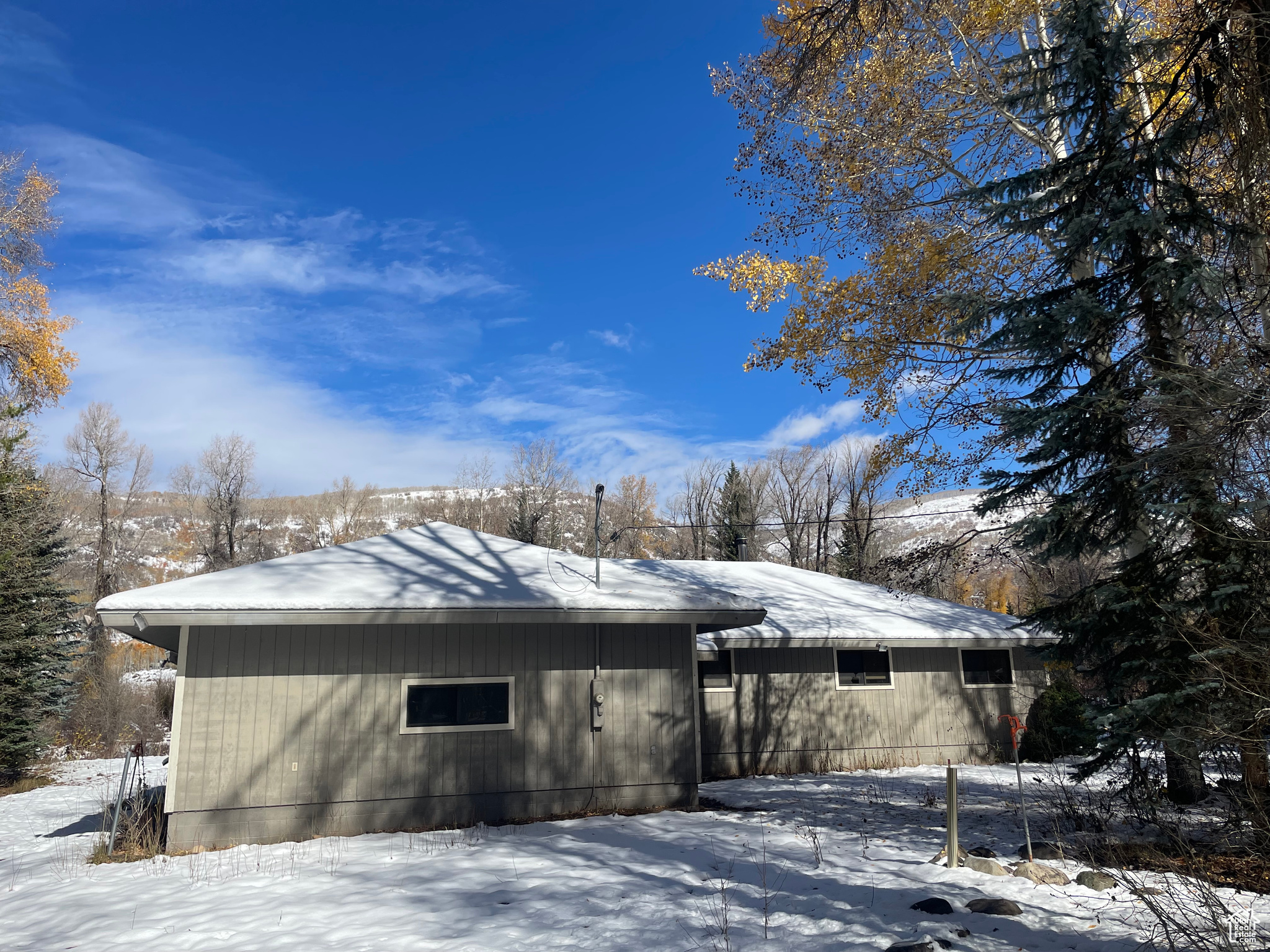 BEAVER SPRINGS - Land