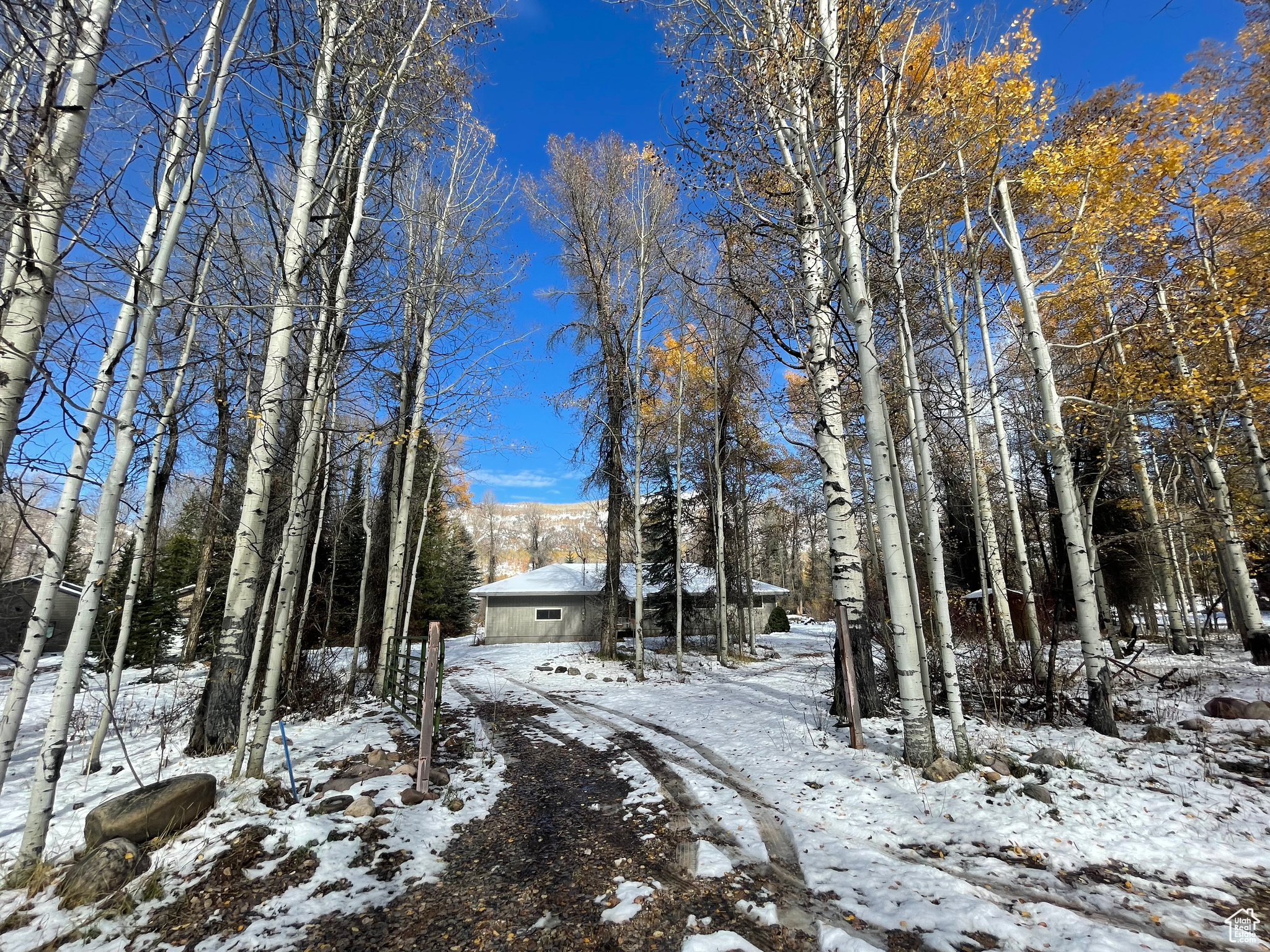 BEAVER SPRINGS - Land