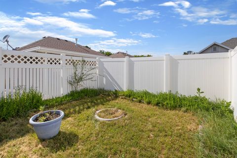 Tiny photo for 4593 PROMENADE DR, Roy, UT 84067 (MLS # 2119956)