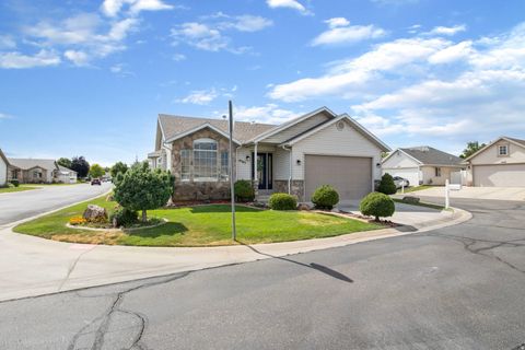 Tiny photo for 4593 PROMENADE DR, Roy, UT 84067 (MLS # 2119956)