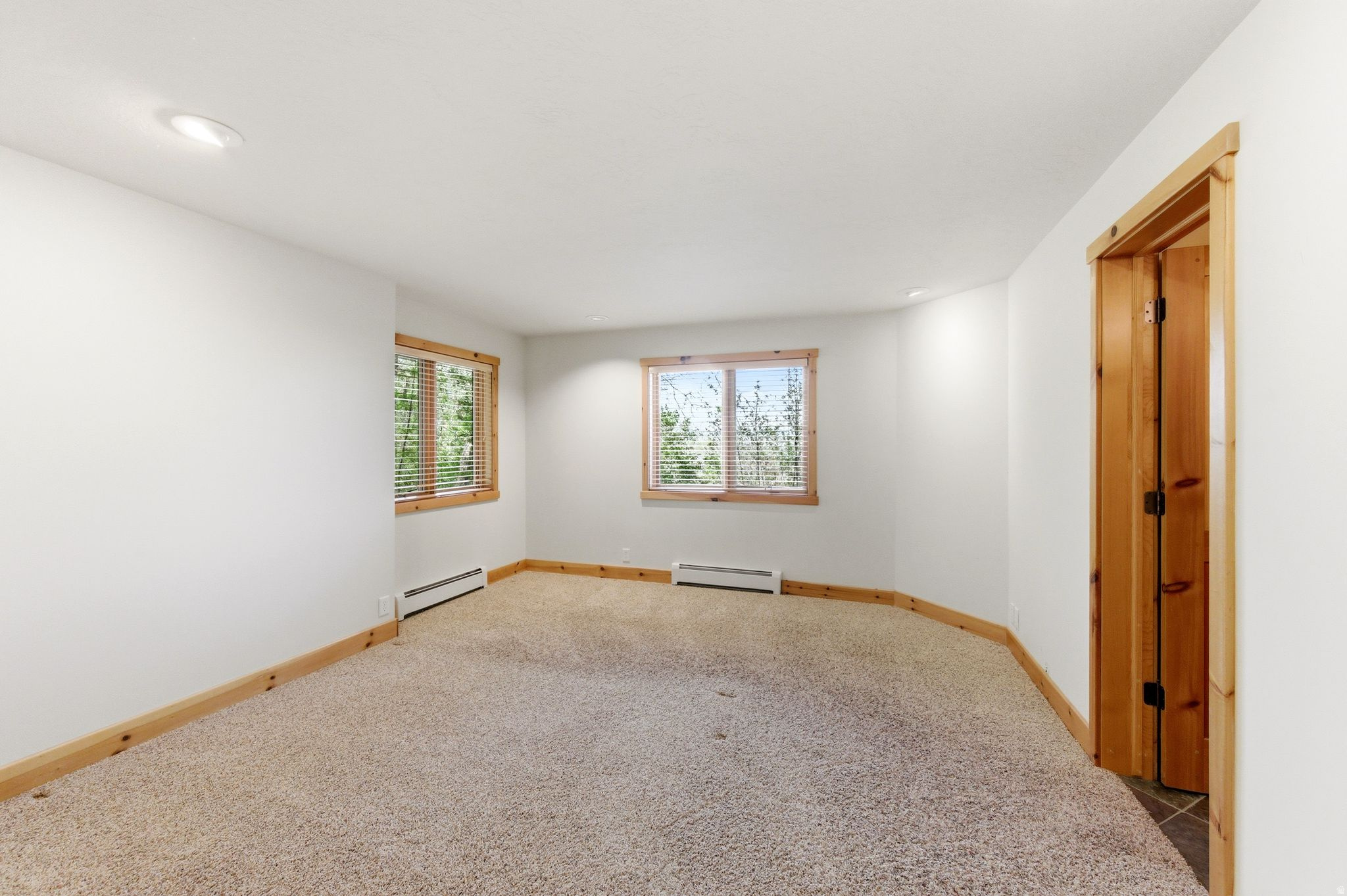 ALTAWOOD - Residential