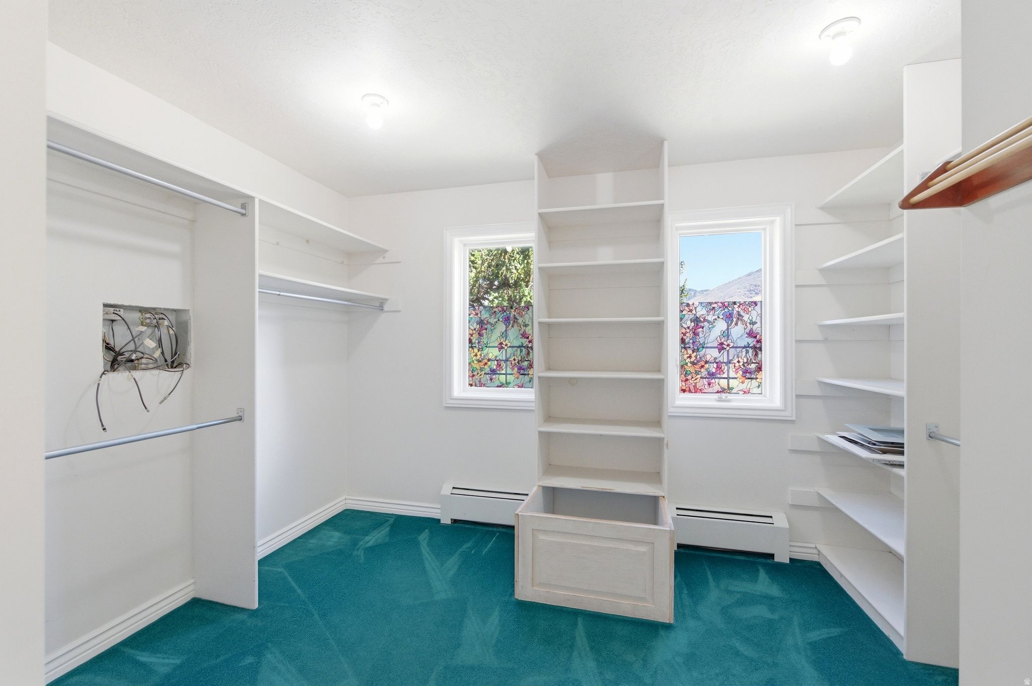 ALTAWOOD - Residential