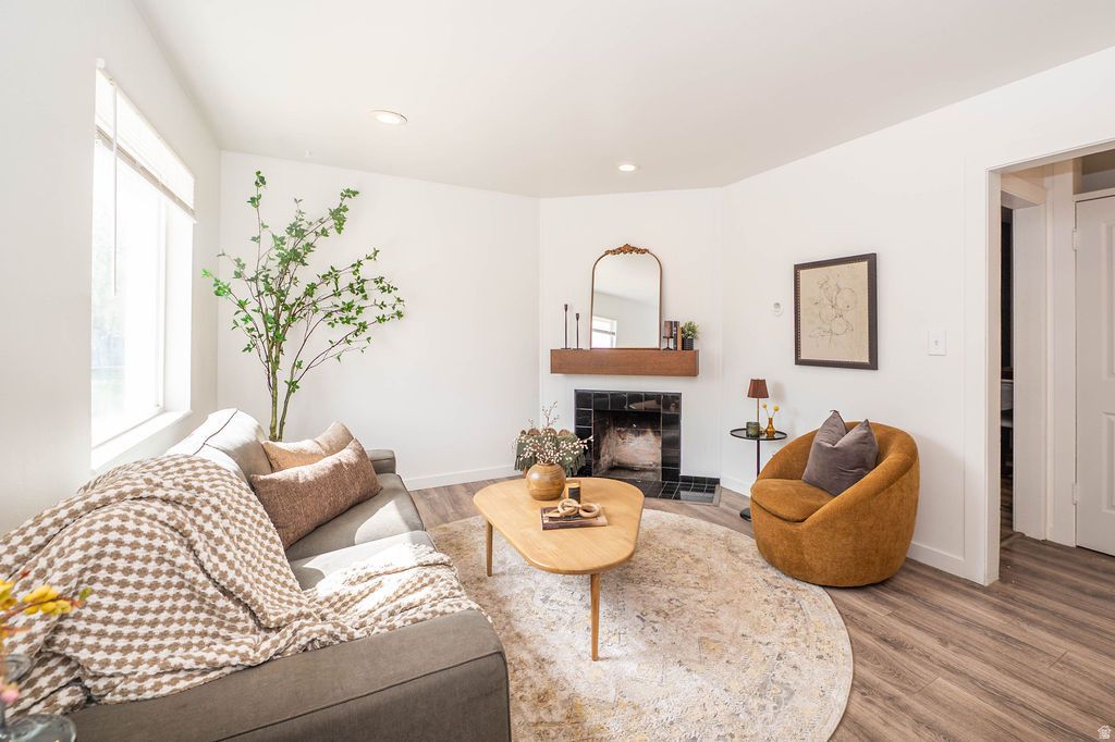 Photo of 889 N 900 W, Salt Lake City, UT 84116 (MLS # 2150894)