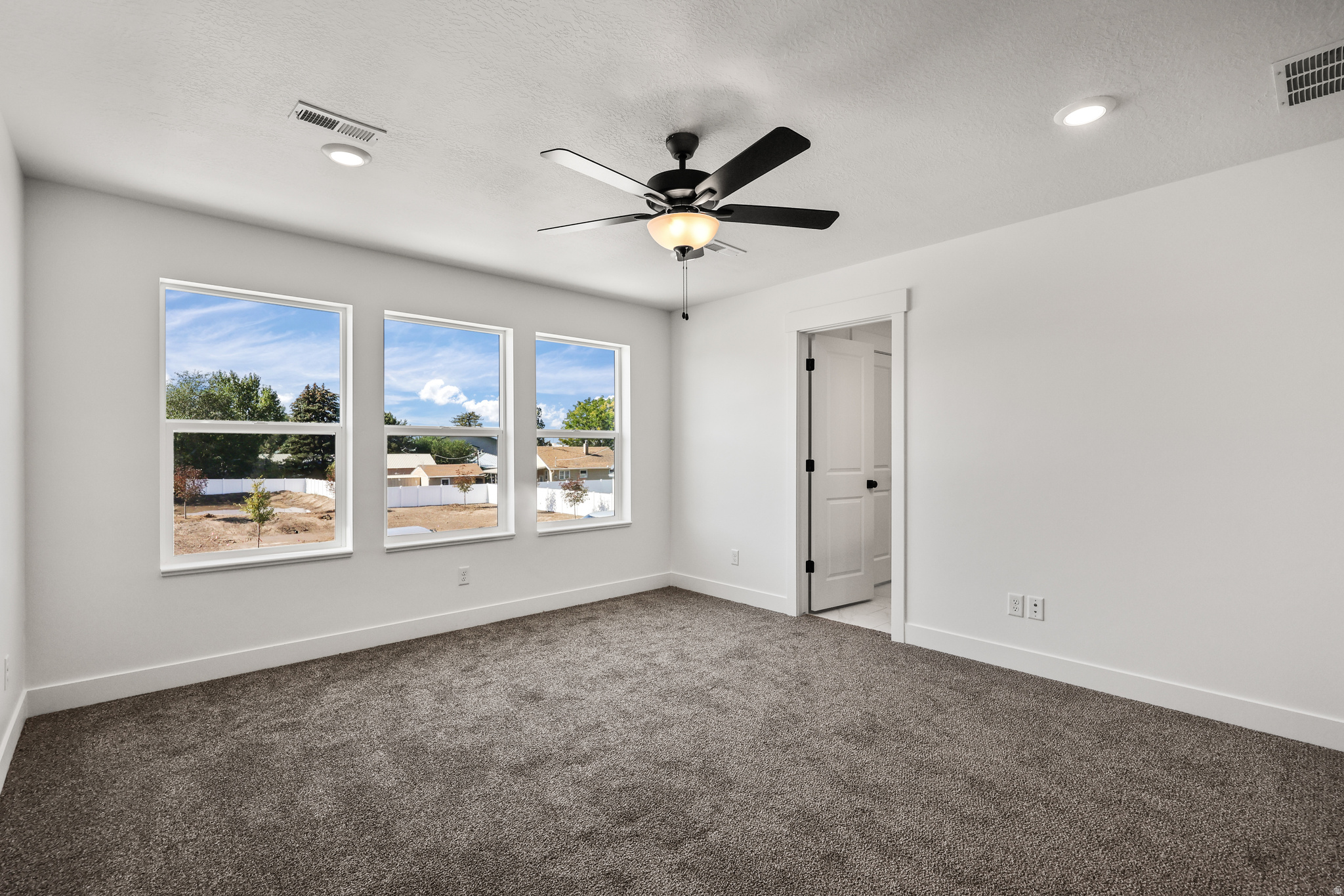 LIBERTY COVE - Residential