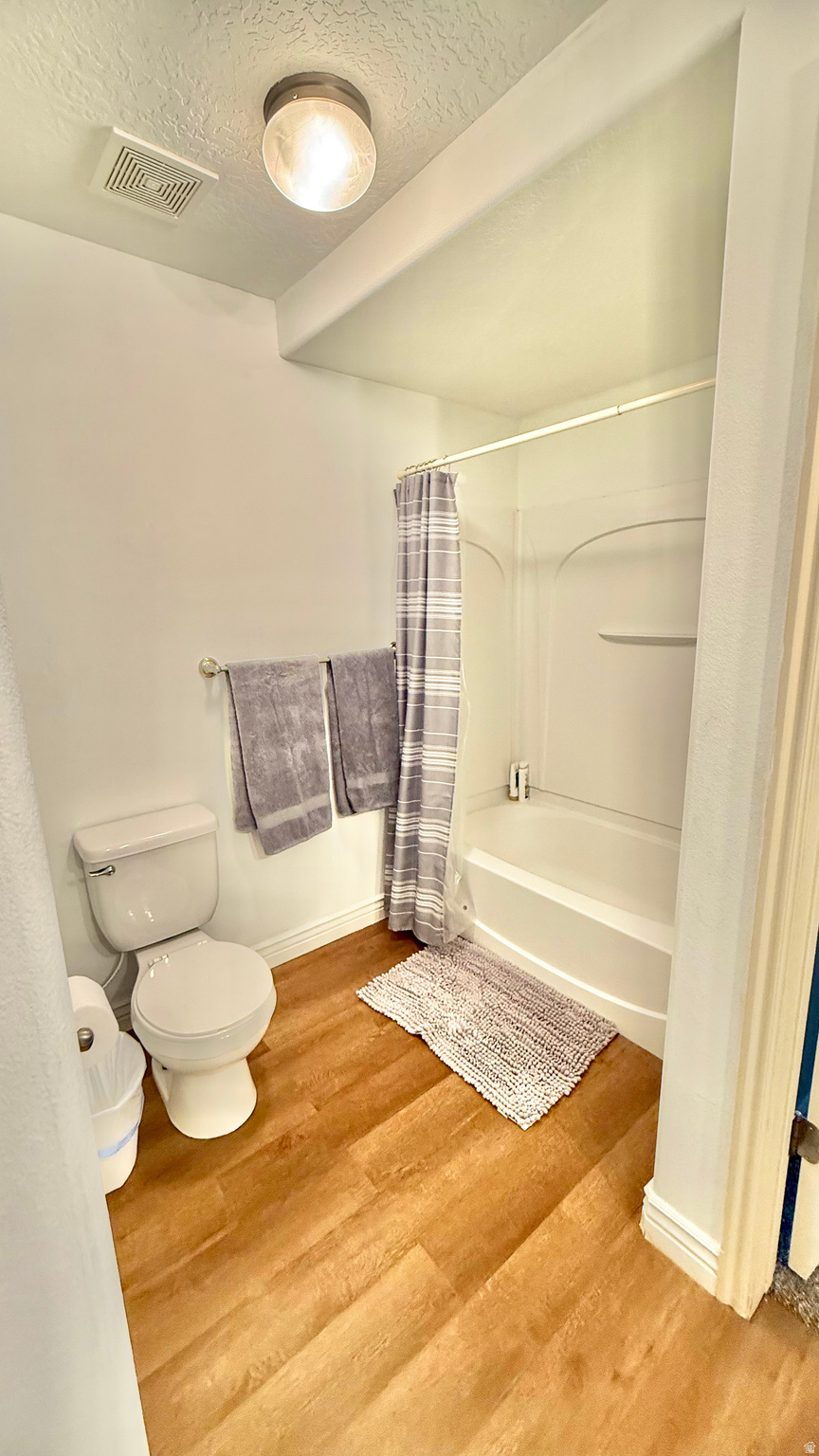 EAST TOWN VILLAGE PH 2 - Residential