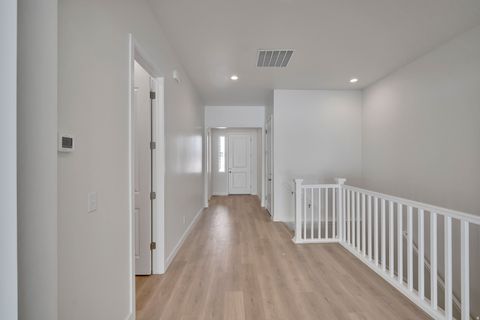 Tiny photo for 283 E POLARIS DR S #102, Saratoga Springs, UT 84045 (MLS # 2122751)
