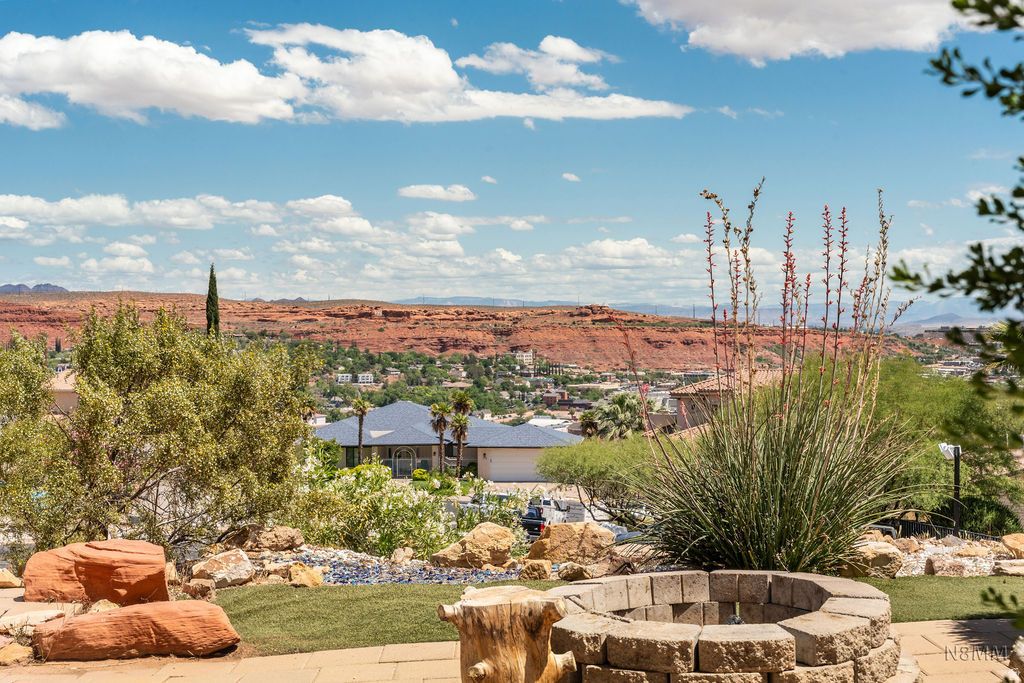 Photo of 607 W 180 CIR S, Saint George, UT 84770 (MLS # 2153989)