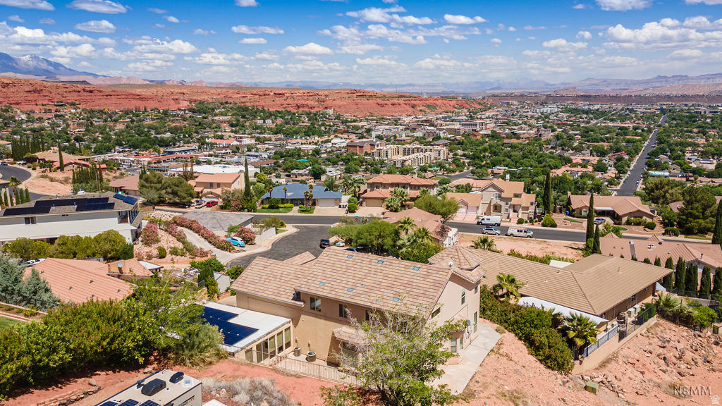 SHADOW HILLS - Residential