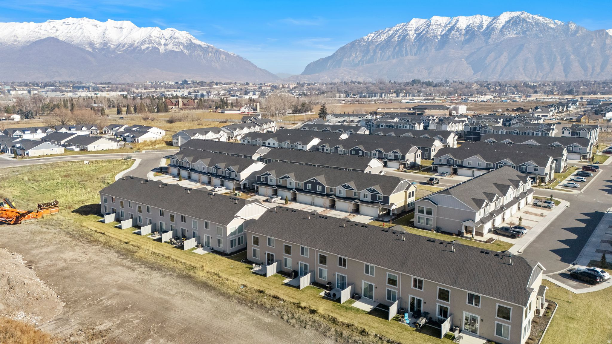 LAKEVIEW - Residential