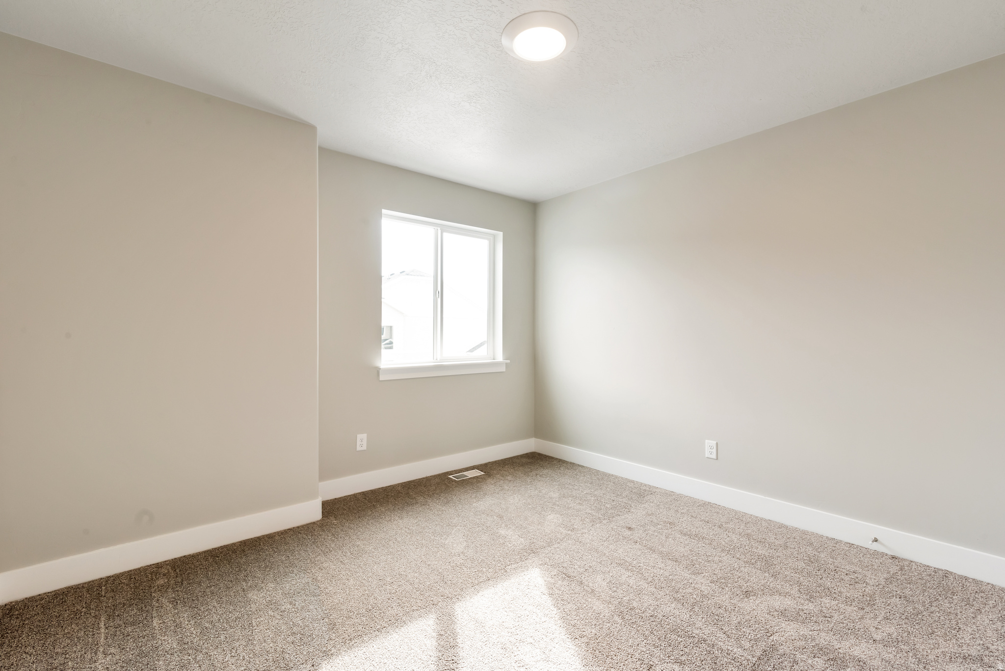 LAKEVIEW - Residential