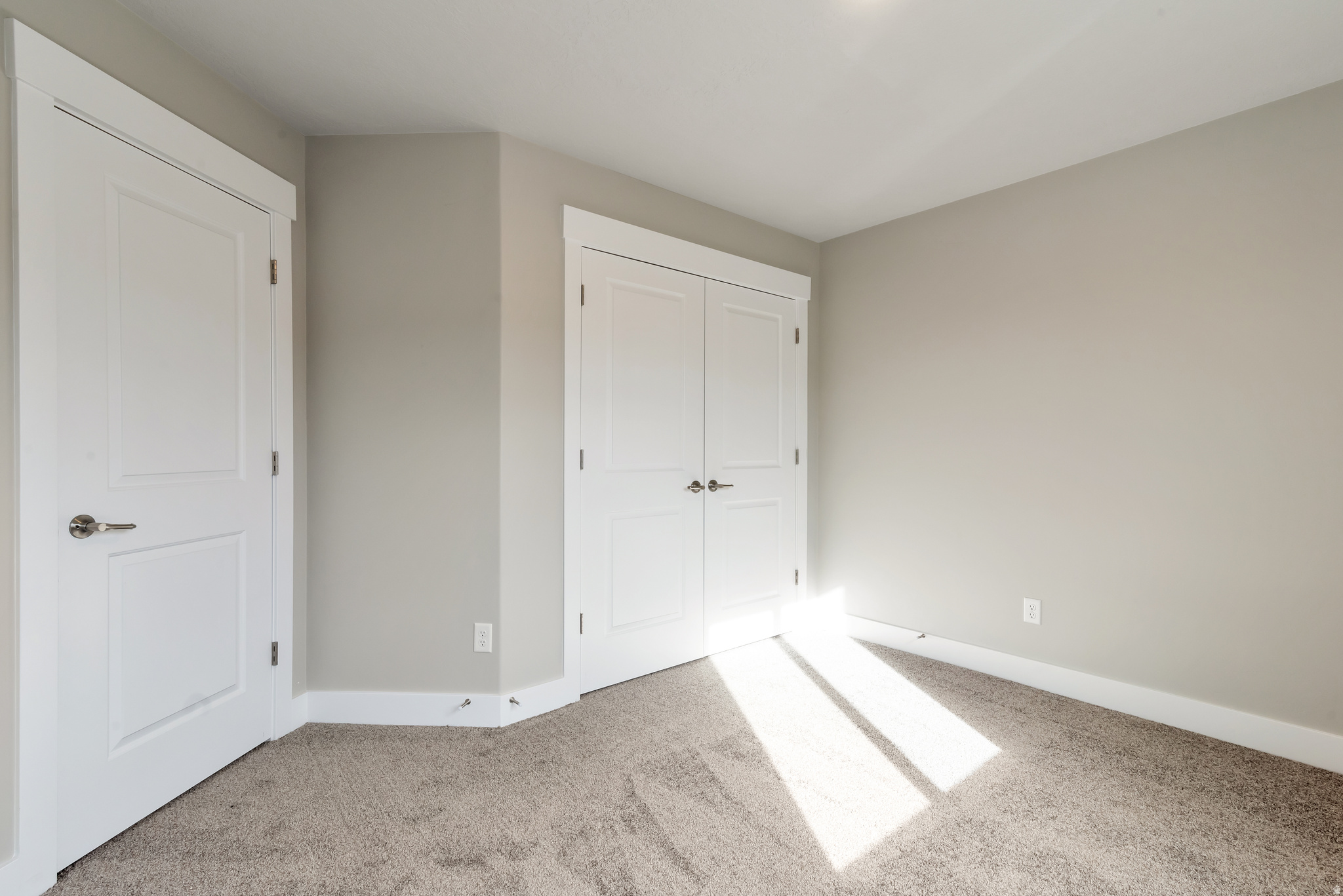 LAKEVIEW - Residential