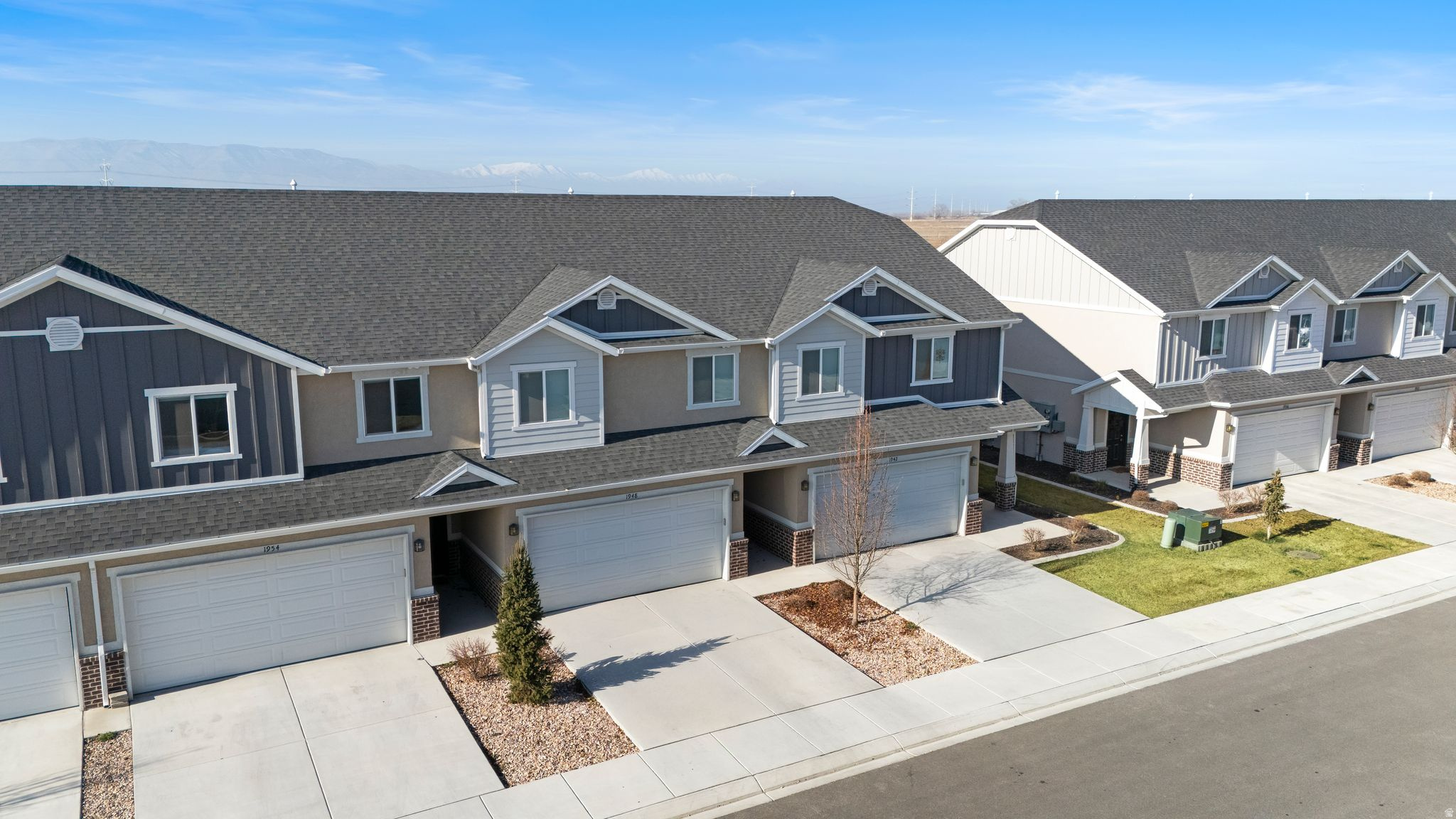 LAKEVIEW - Residential