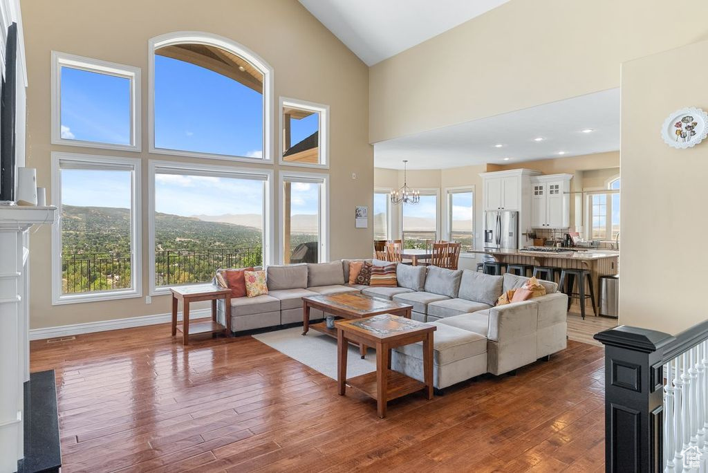 HOLBROOK - Residential