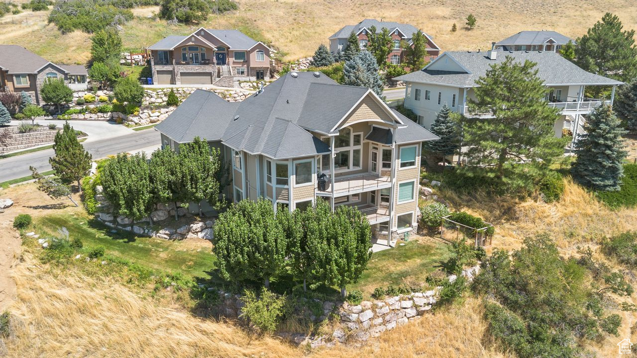 HOLBROOK - Residential