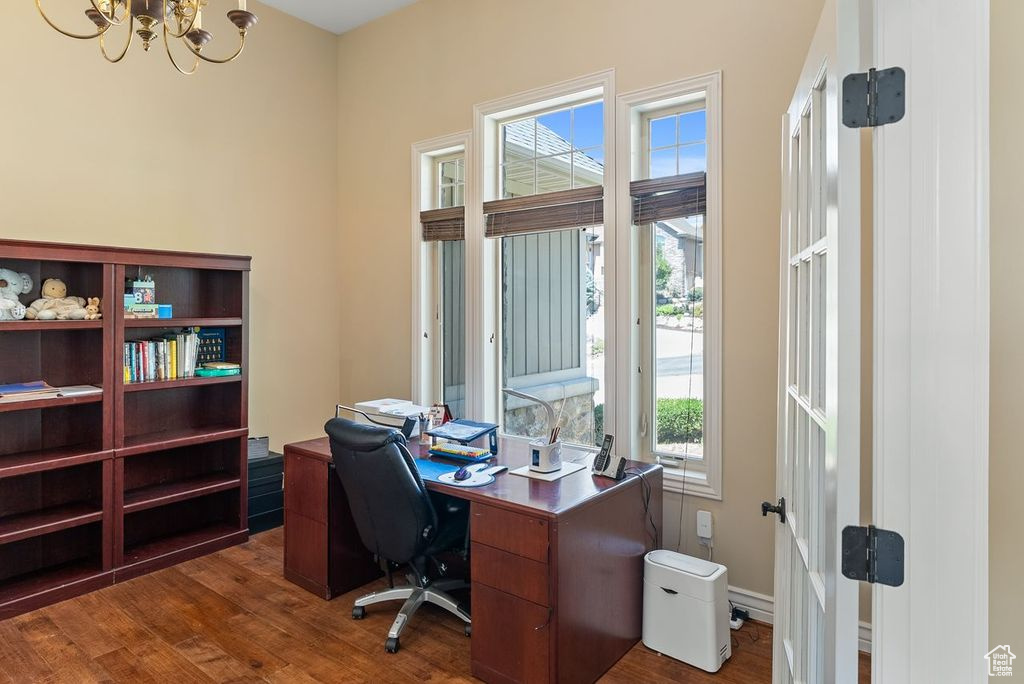 HOLBROOK - Residential