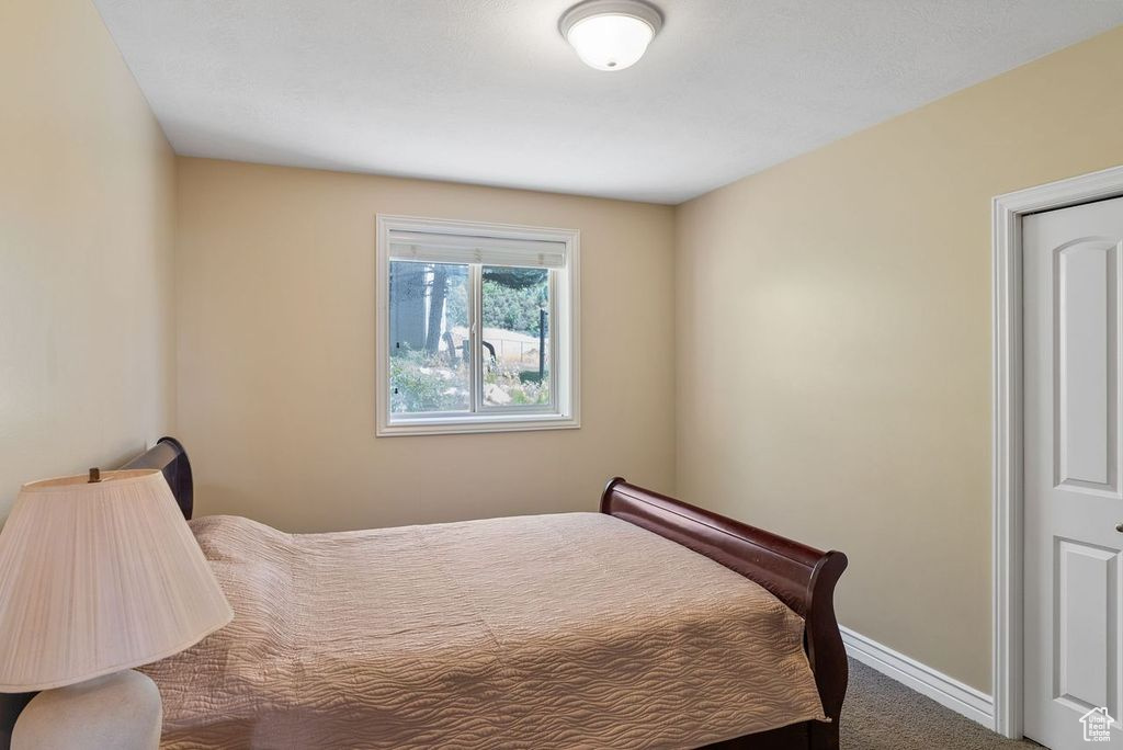 HOLBROOK - Residential