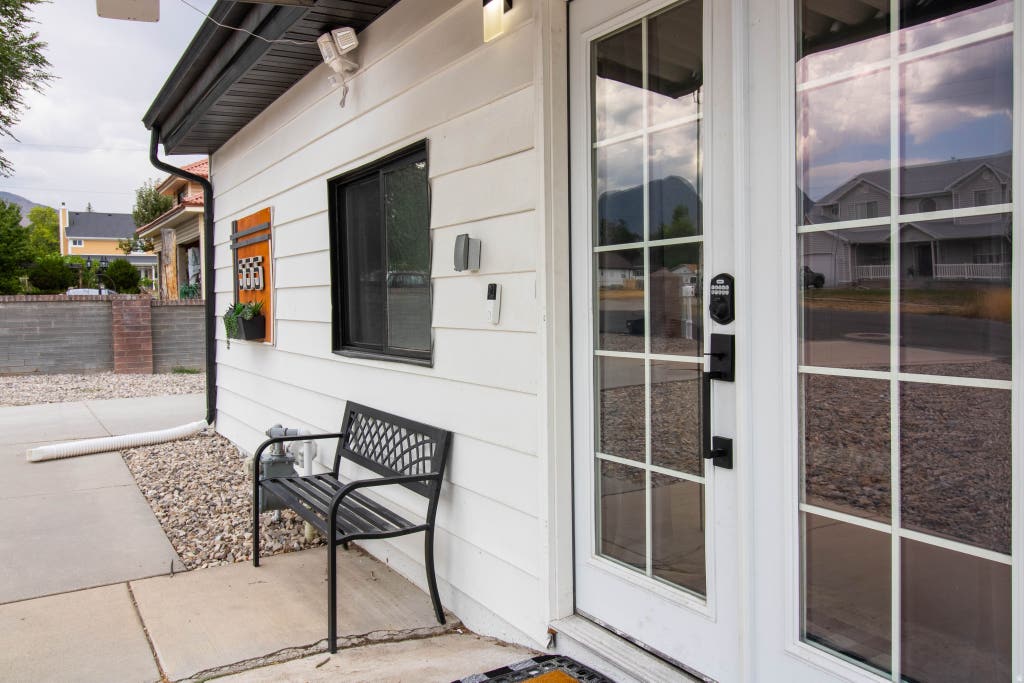 Photo of 555 N 100 W, Tooele, UT 84074 (MLS # 2175913)