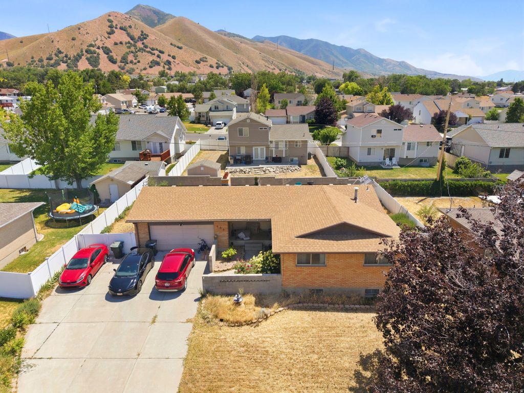 Photo of 477 W 500 S, Tooele, UT 84074 (MLS # 2167546)
