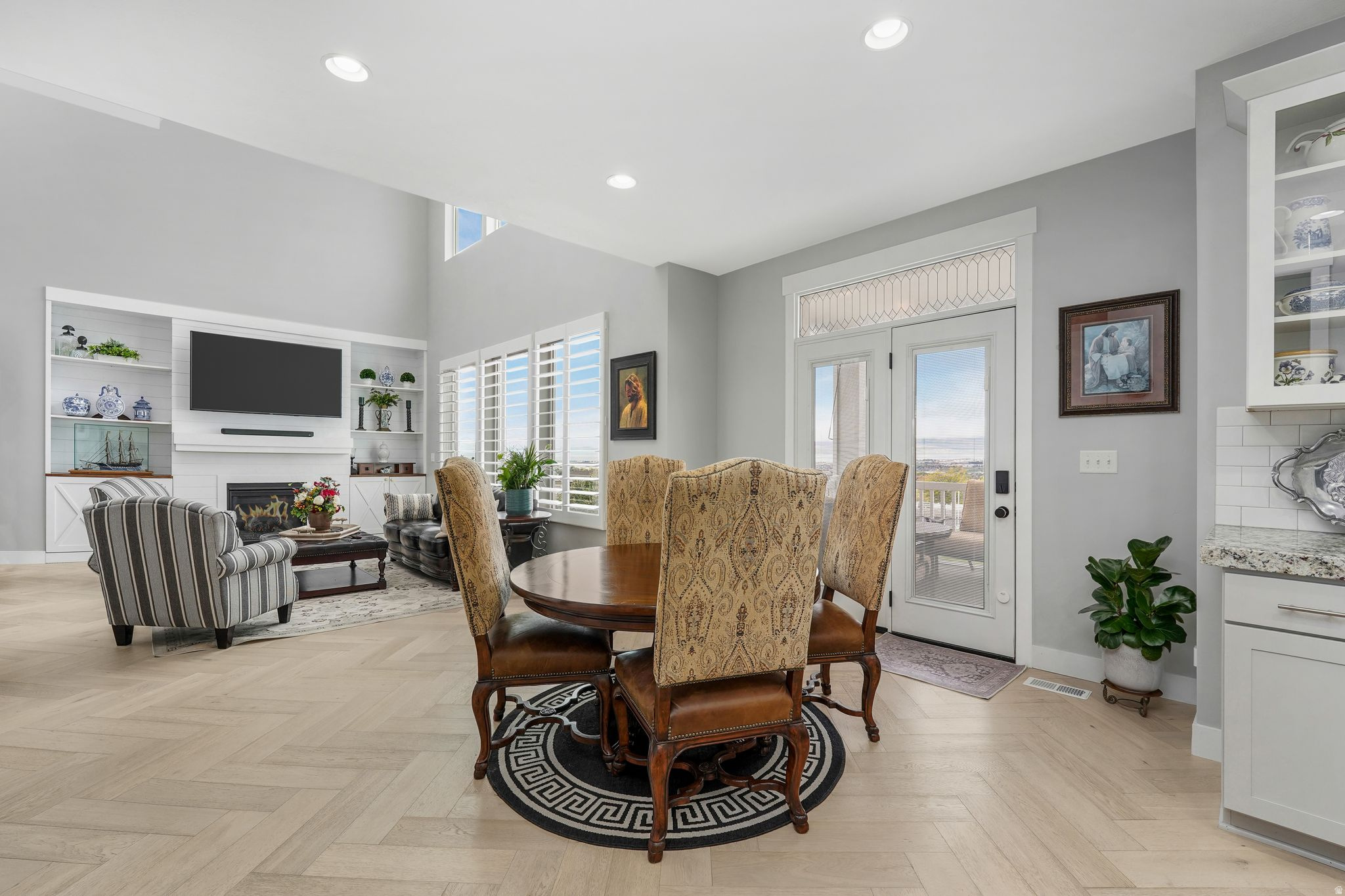 PLEASANT VIEW - Residential