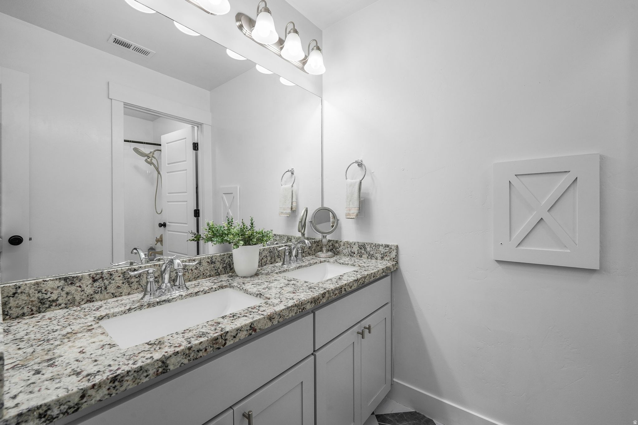 PLEASANT VIEW - Residential