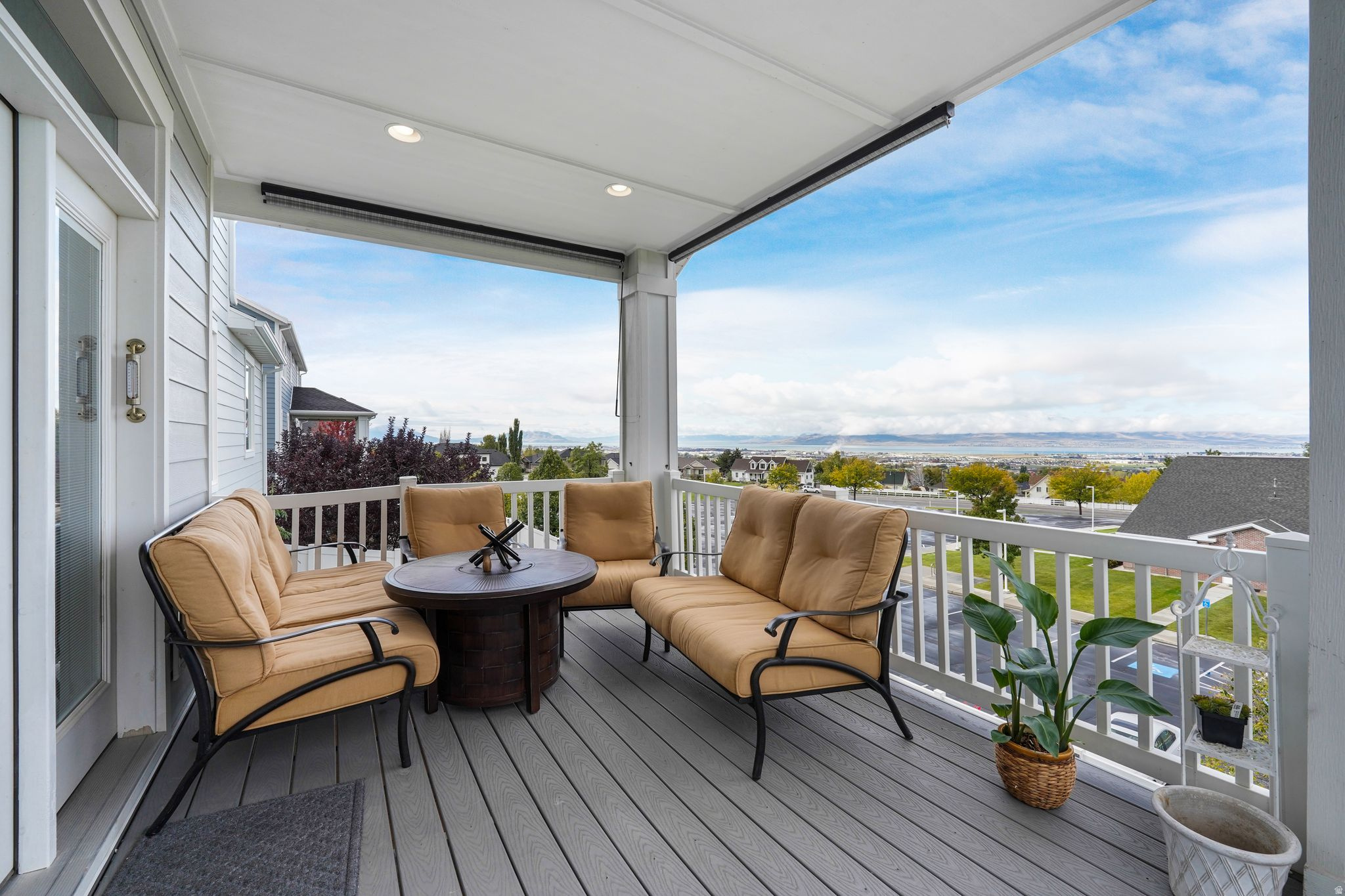 PLEASANT VIEW - Residential