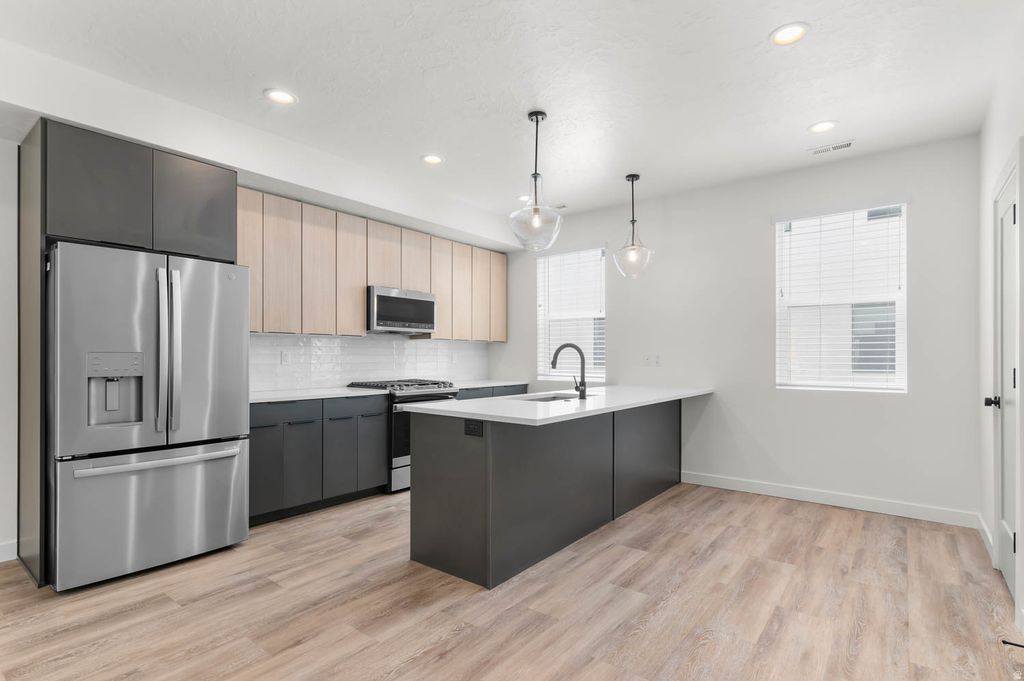 Photo of 527 W 620 N #133, Centerville, UT 84014 (MLS # 2152652)