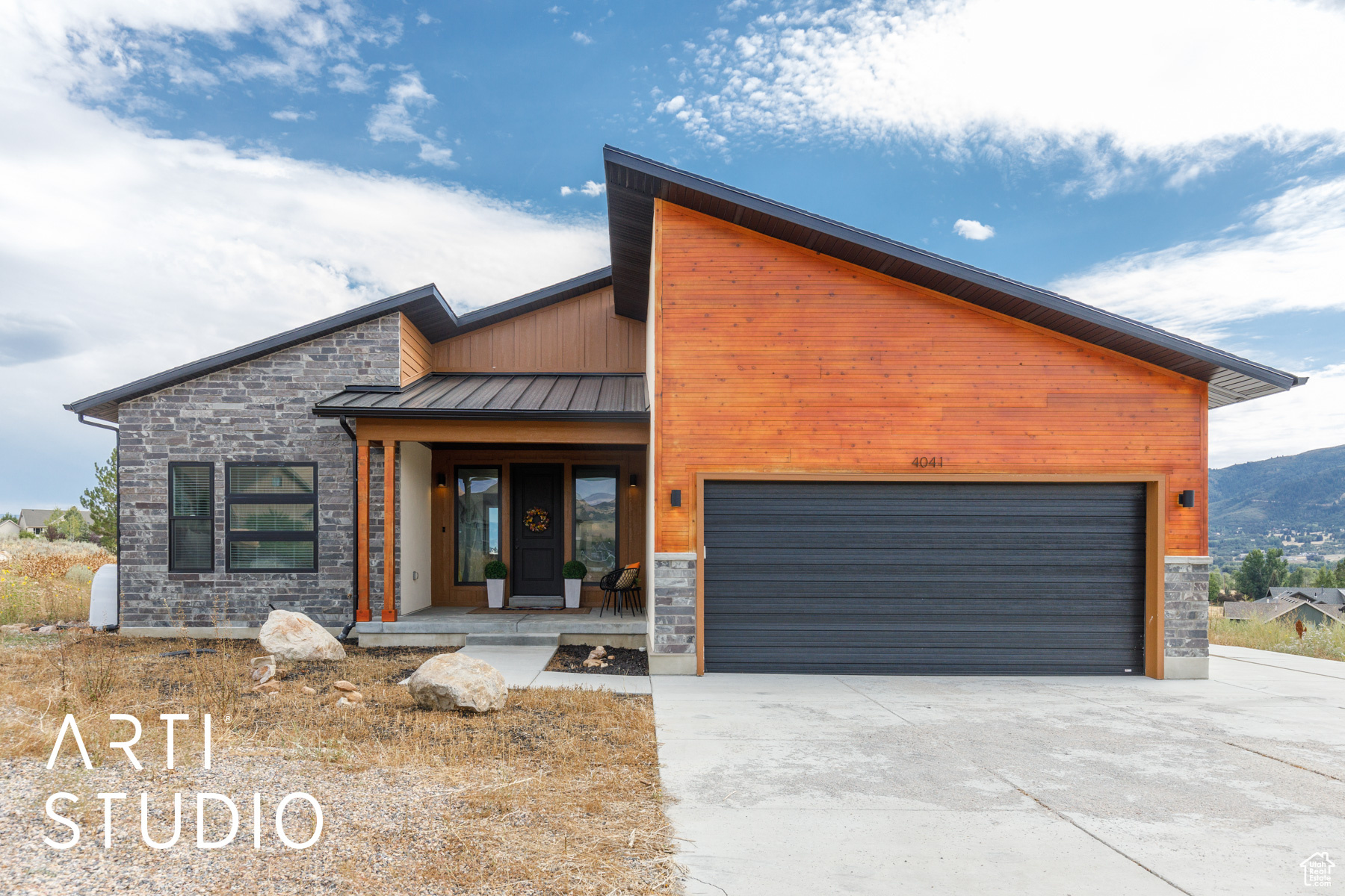 SHEEP CREEK - Residential