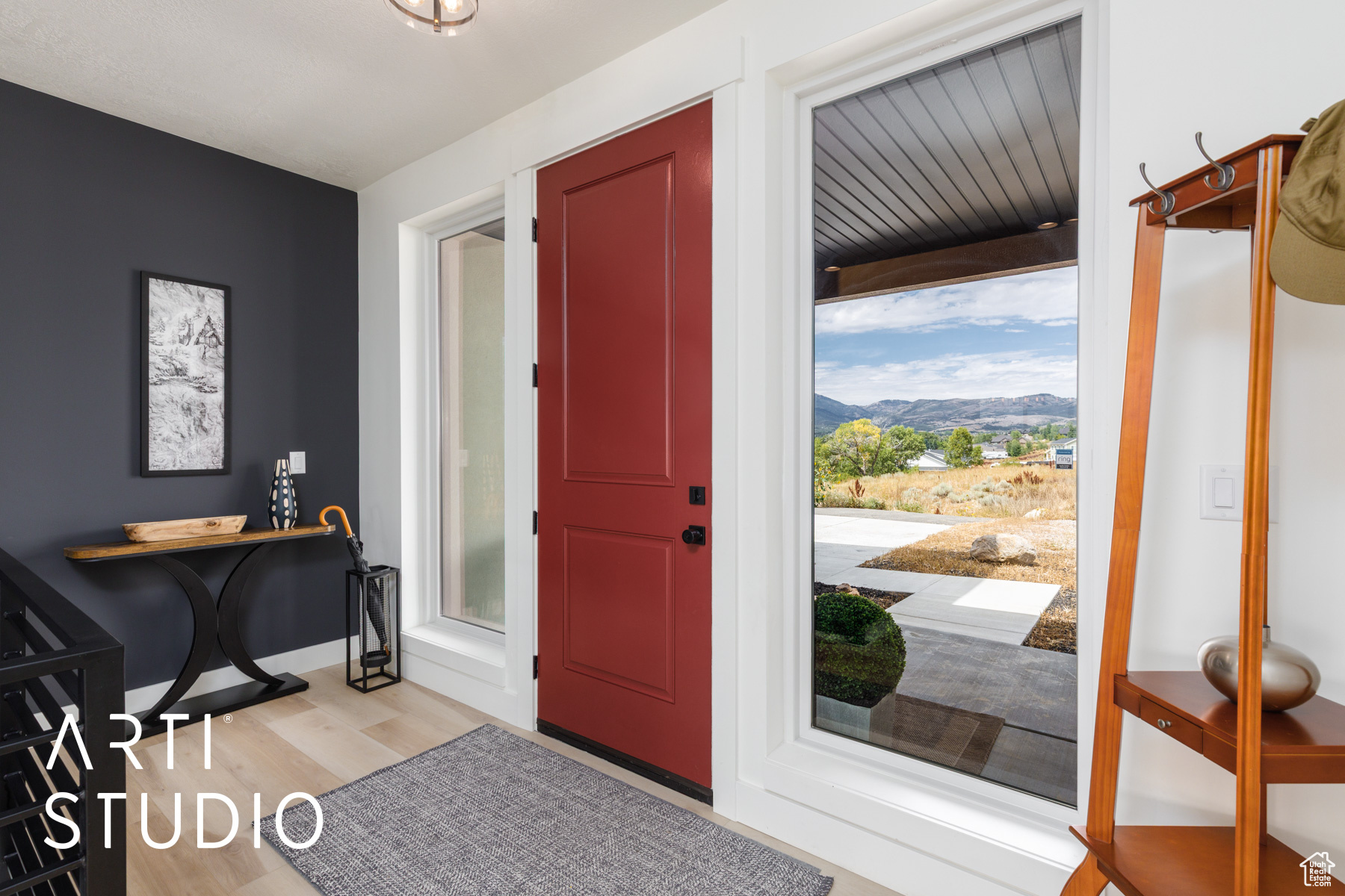 SHEEP CREEK - Residential