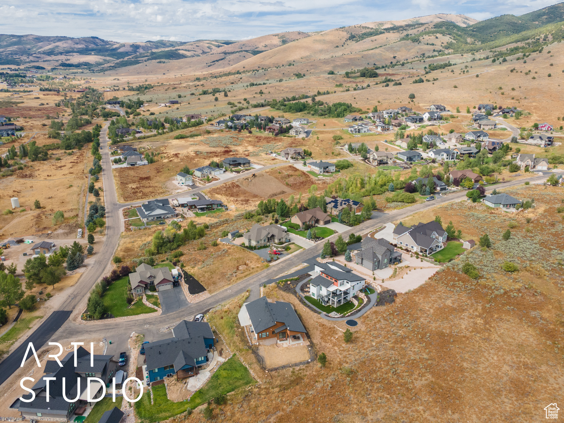 SHEEP CREEK - Residential