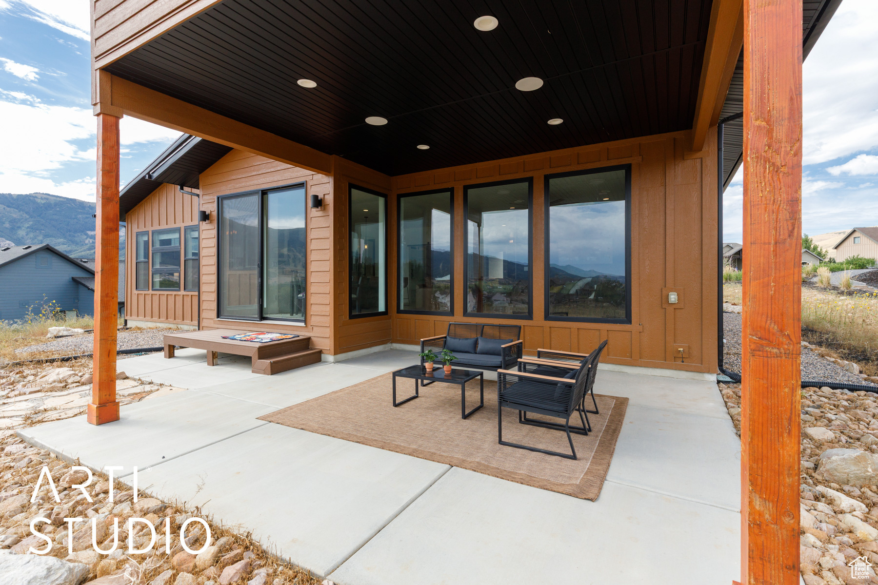 SHEEP CREEK - Residential