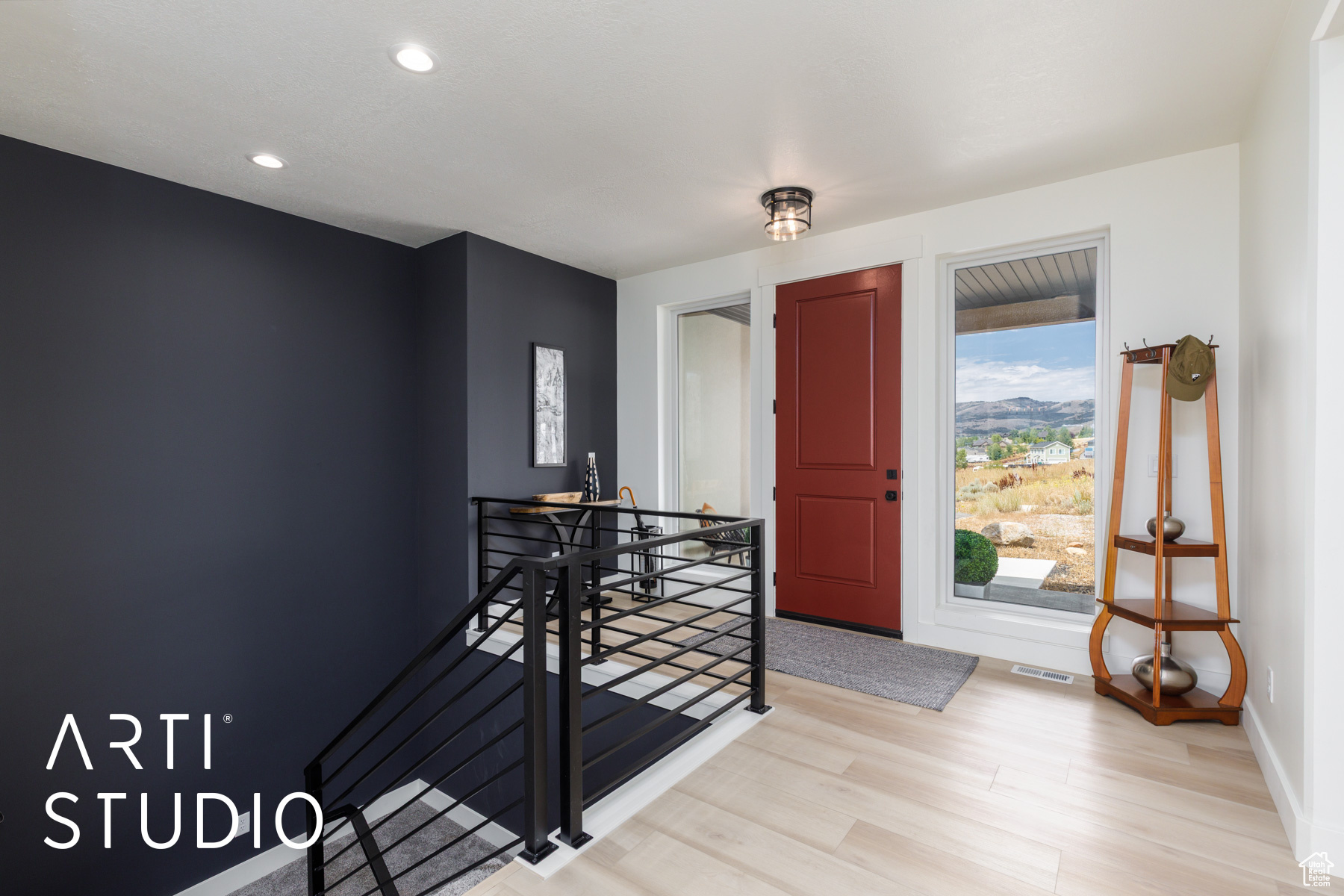 SHEEP CREEK - Residential