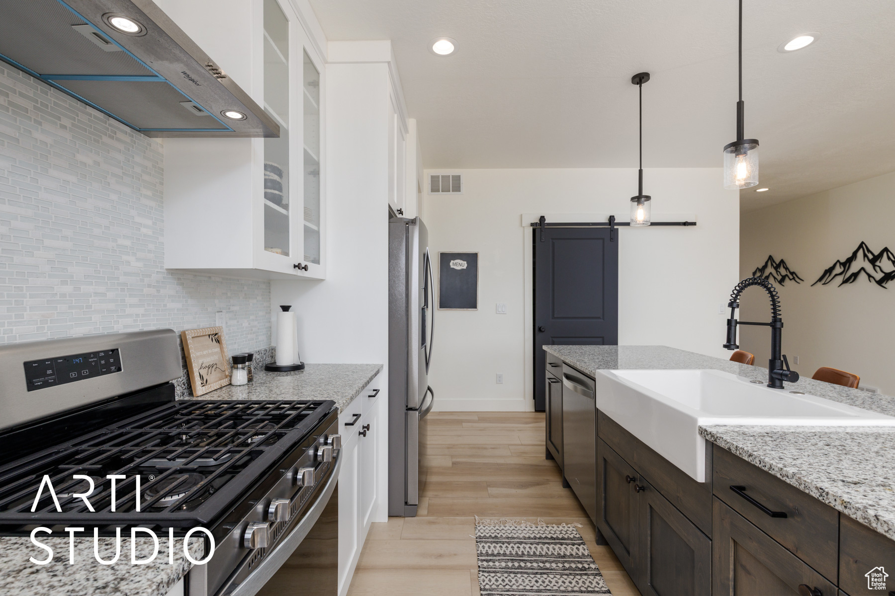 SHEEP CREEK - Residential