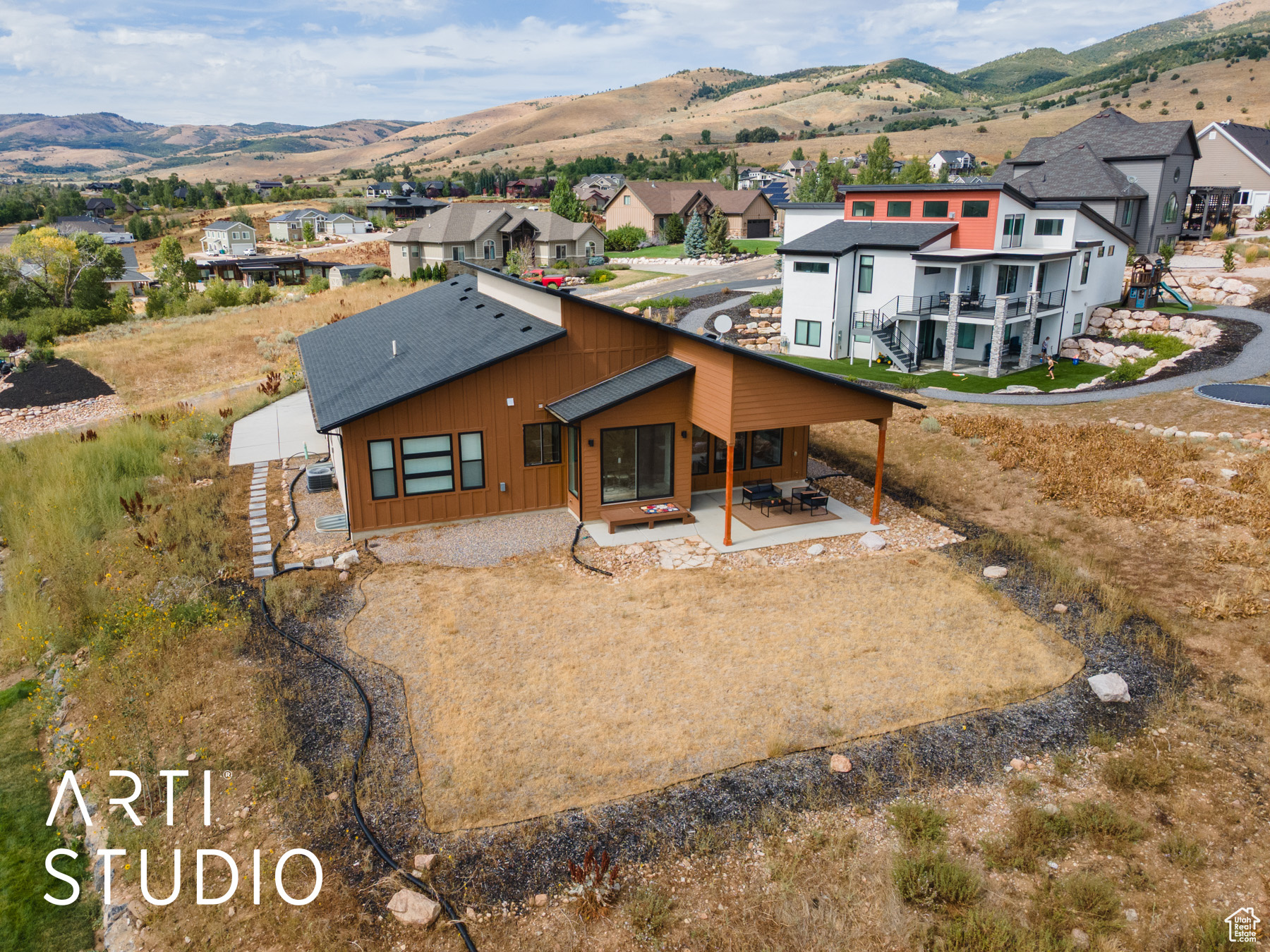 SHEEP CREEK - Residential
