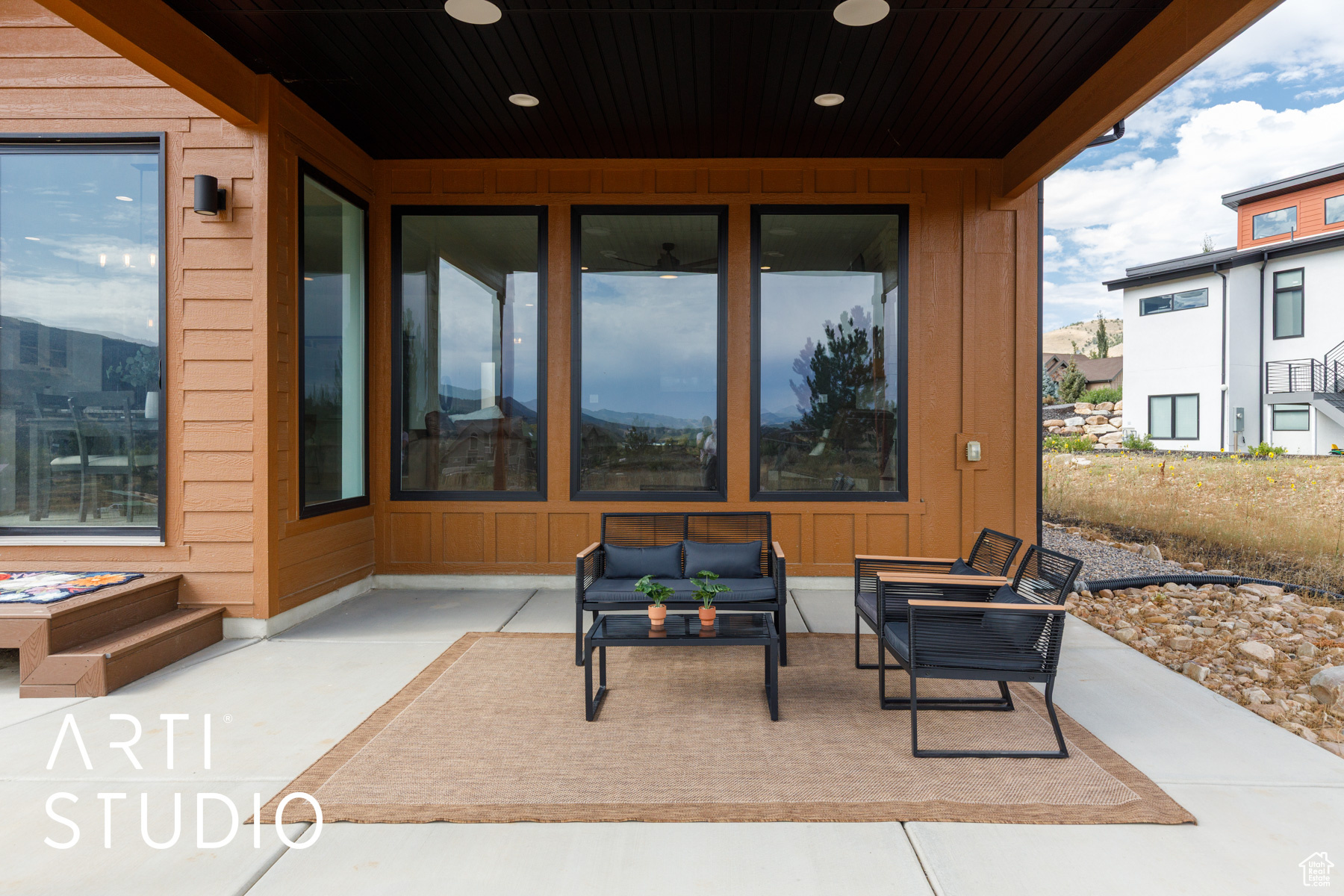SHEEP CREEK - Residential