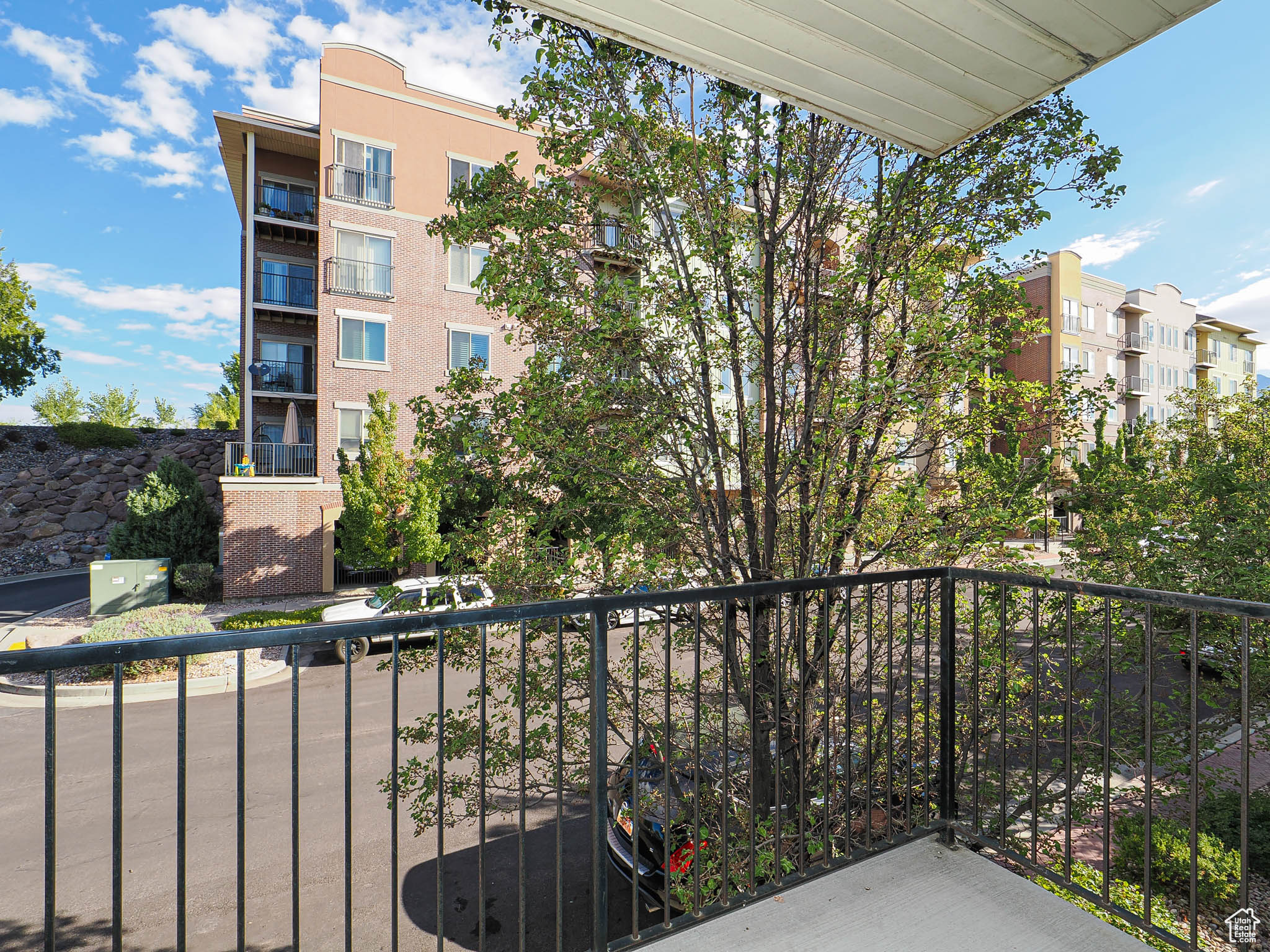 ALBION VILLAGE - Residential