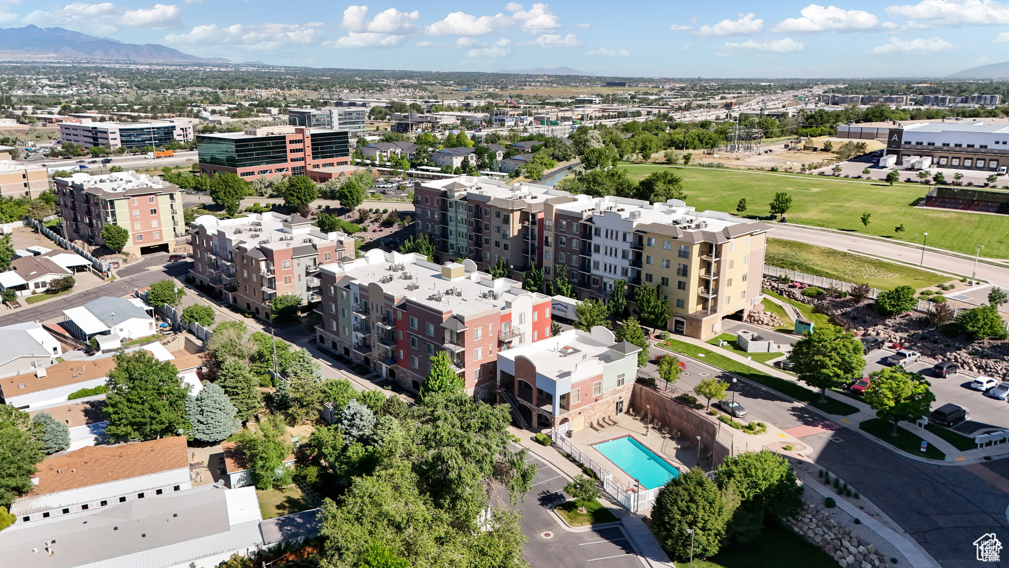 ALBION VILLAGE - Residential