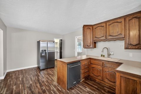 Tiny photo for 252 N HARRISON BLVD, Ogden, UT 84404 (MLS # 2159480)