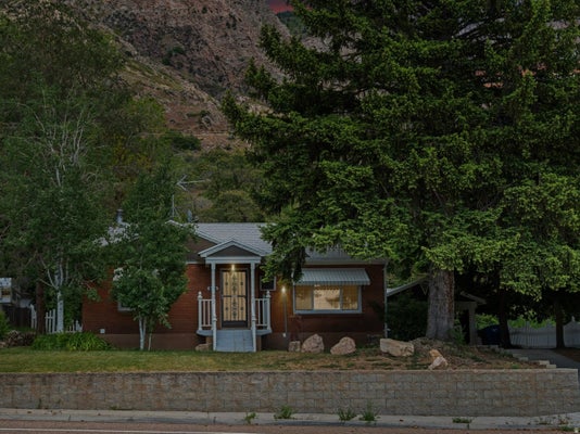 252 N HARRISON BLVD, OGDEN, UT 84404 - Image 05f7f6772fa53bc3c1a59ea656d1ad3d/2493112784