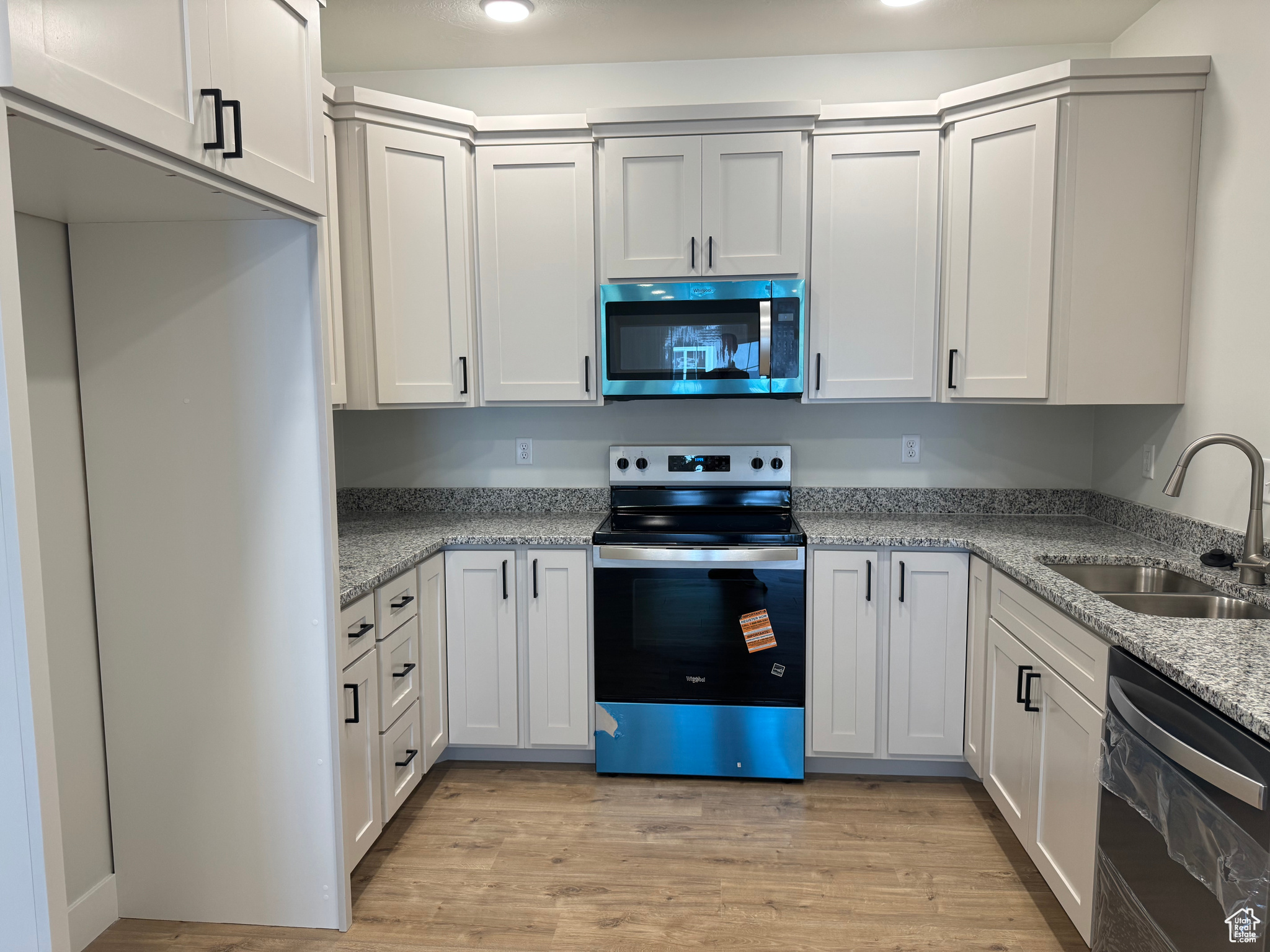 1600 PARK AVE - Residential