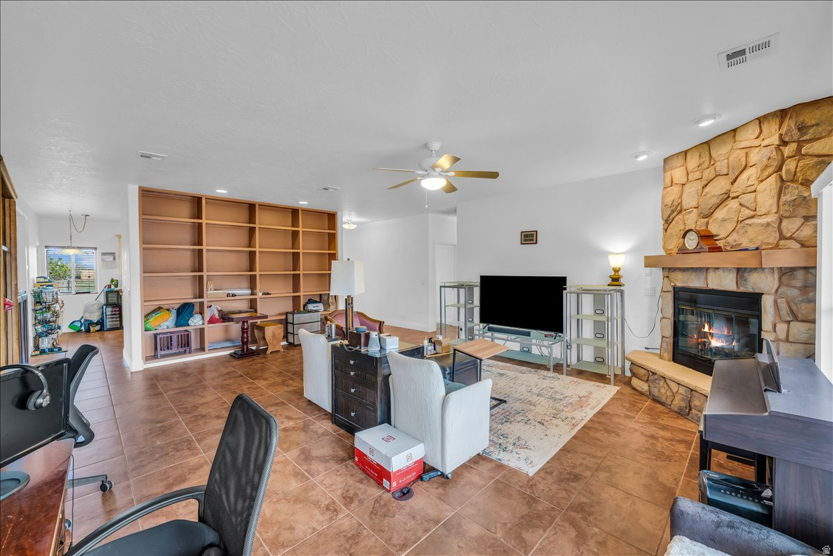 OLD FARMS 2 - Residential