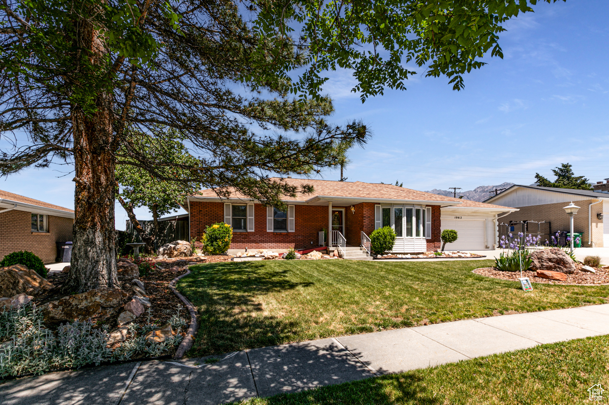 1963 E Rio Way, Sandy, Utah image 2