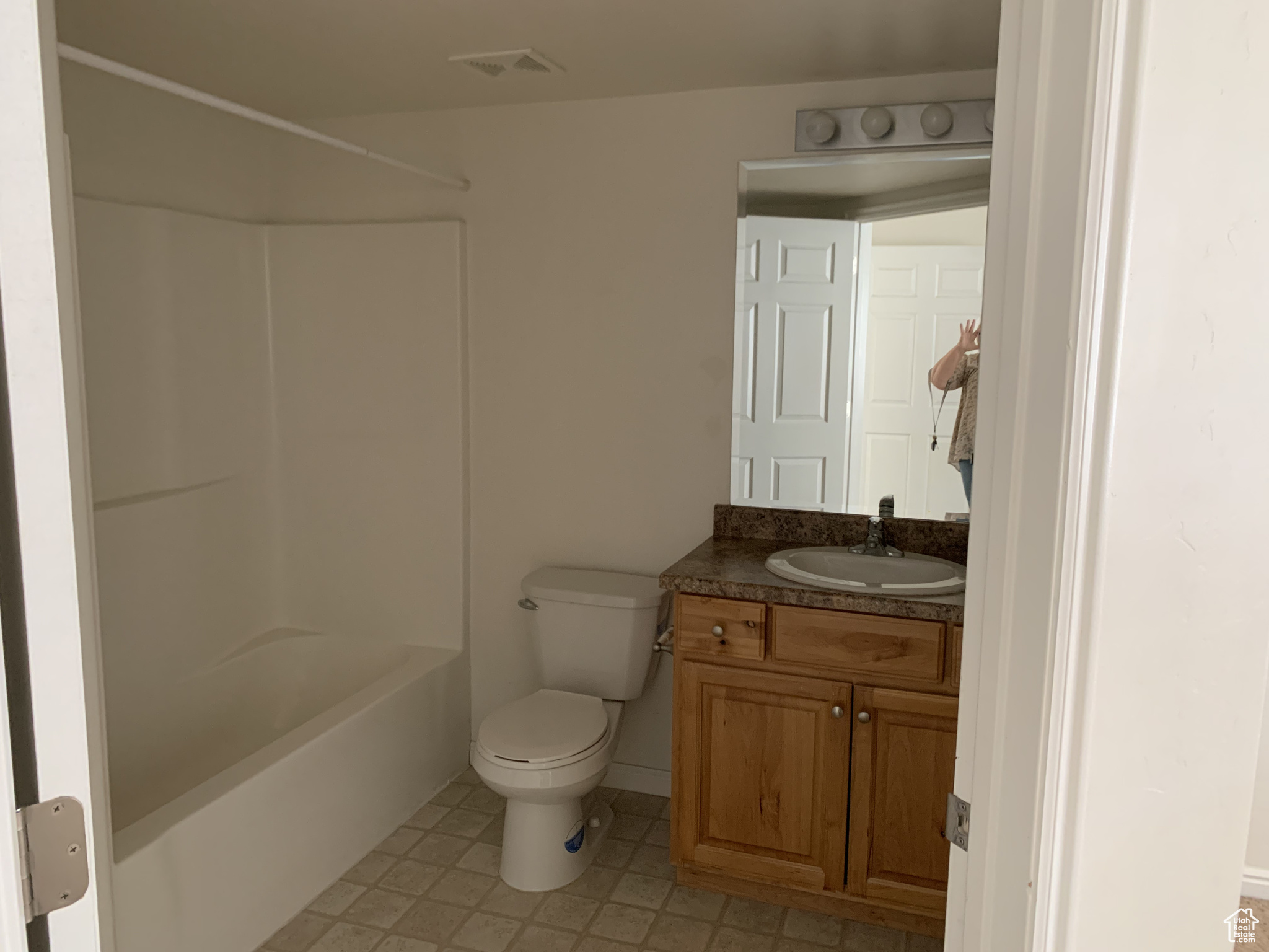 HILLCREST CONDOS - Residential