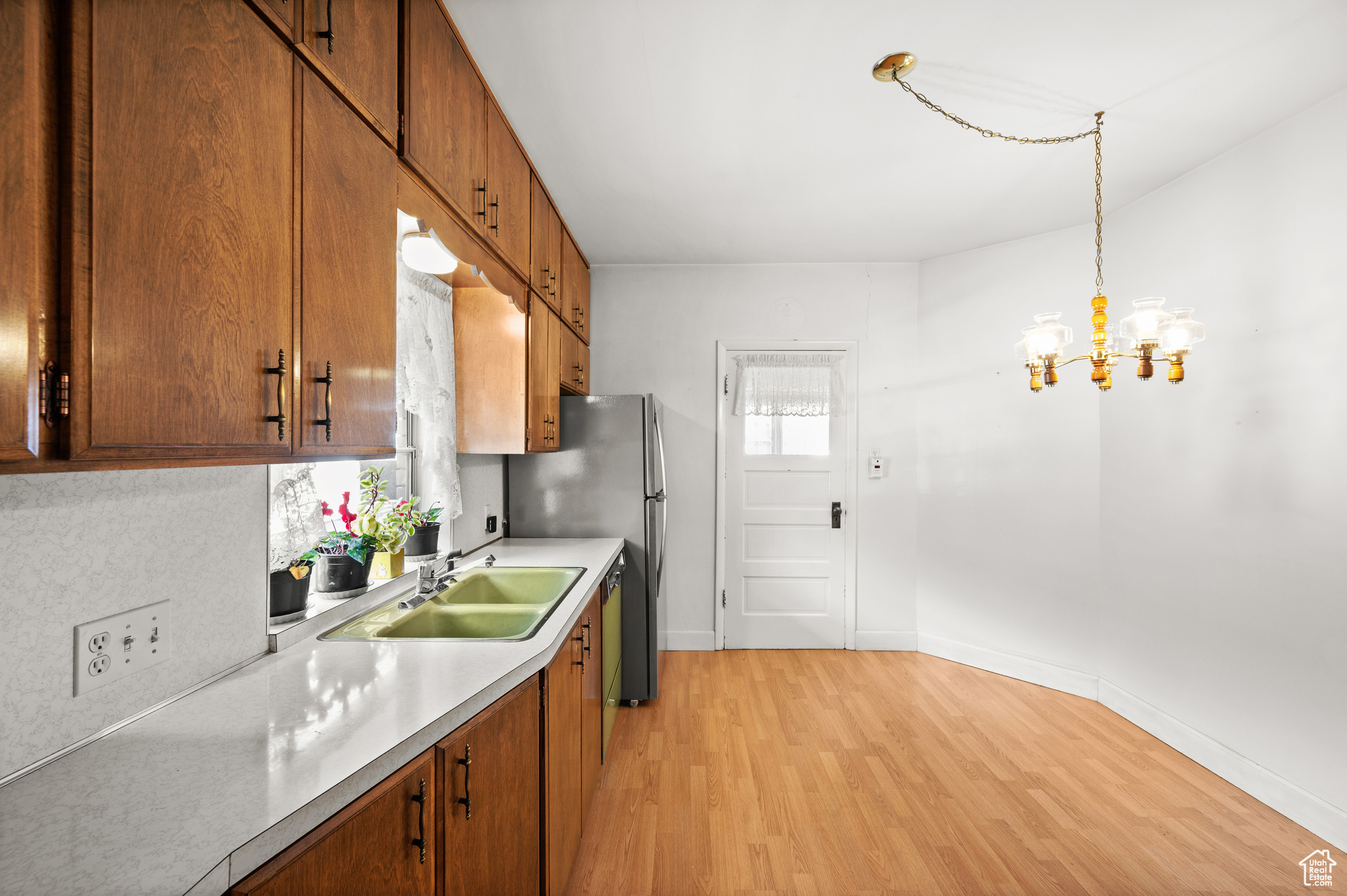 951 E Wilson Ave, Salt Lake City, Utah image 9