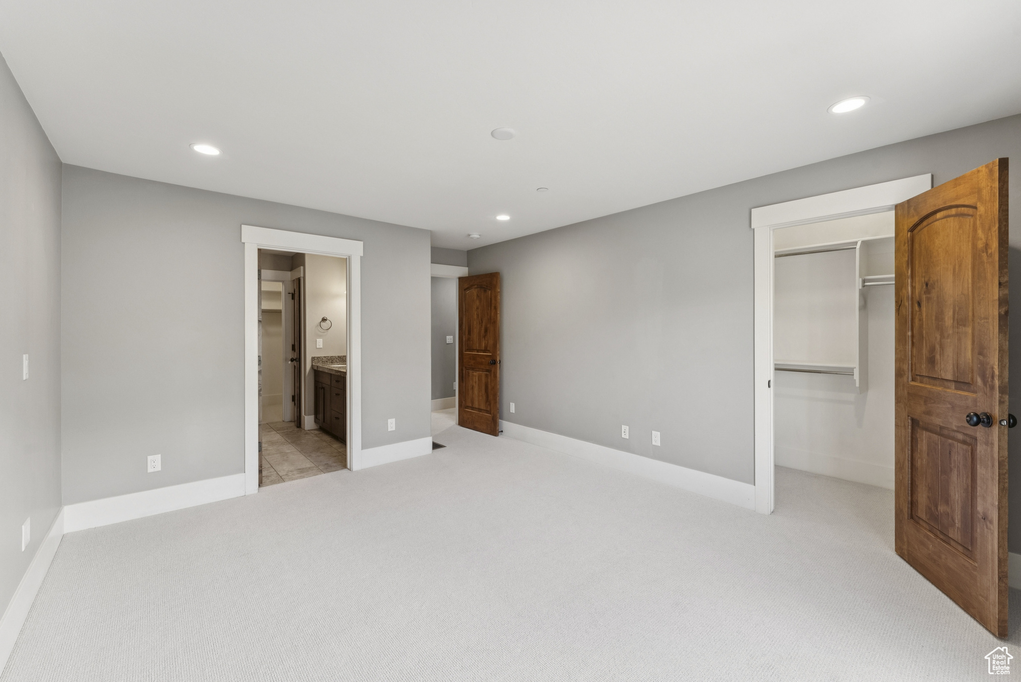 PARK'S EDGE - Residential