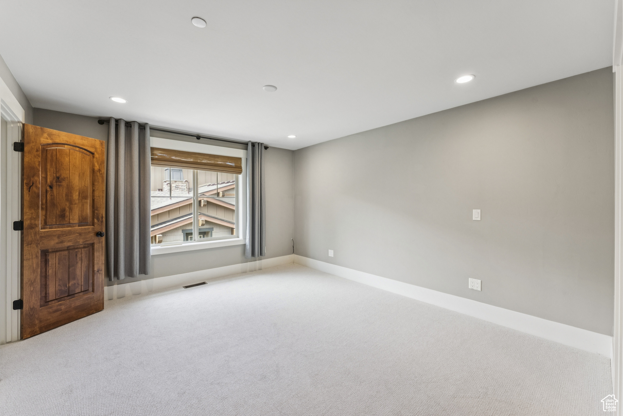 PARK'S EDGE - Residential
