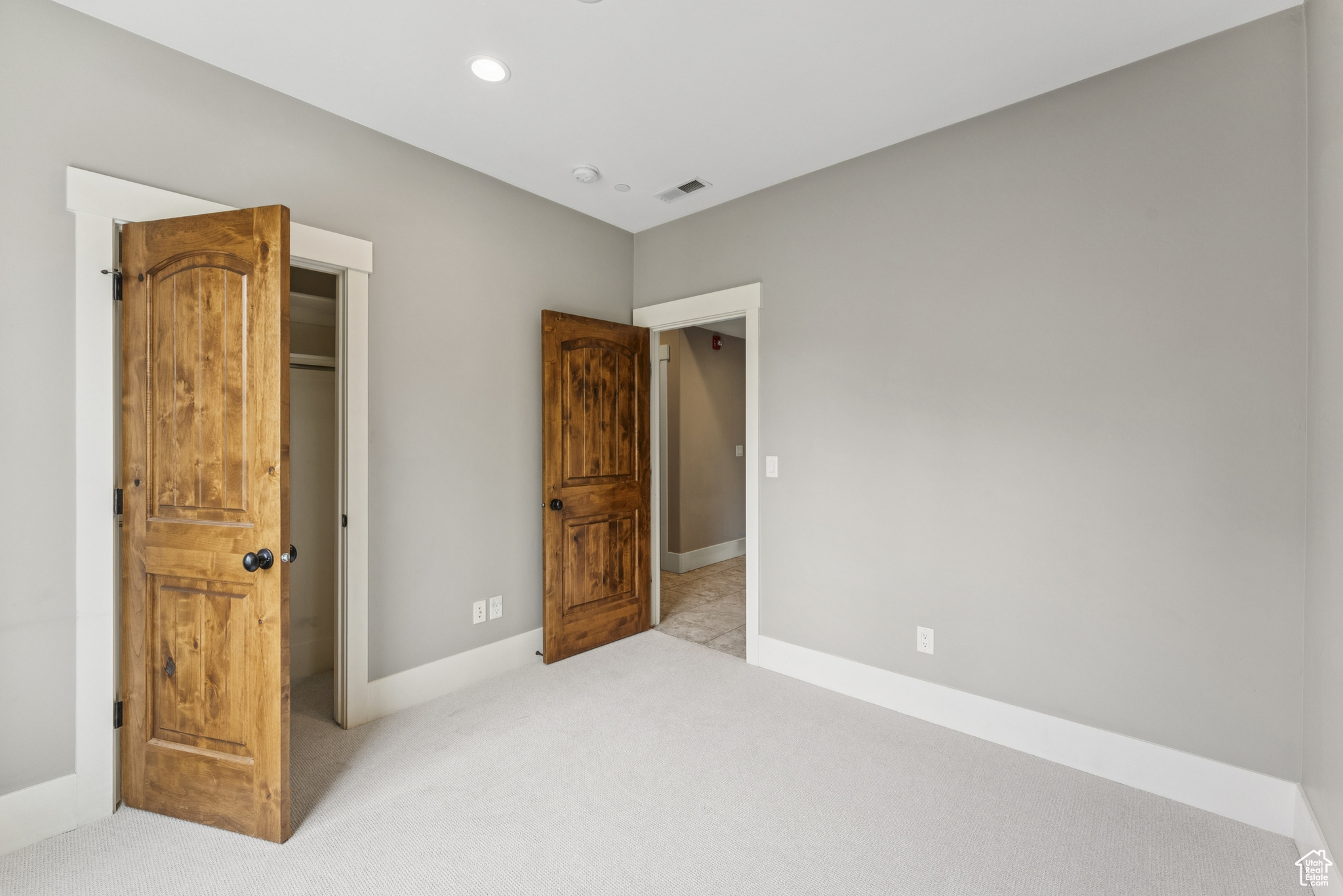 PARK'S EDGE - Residential